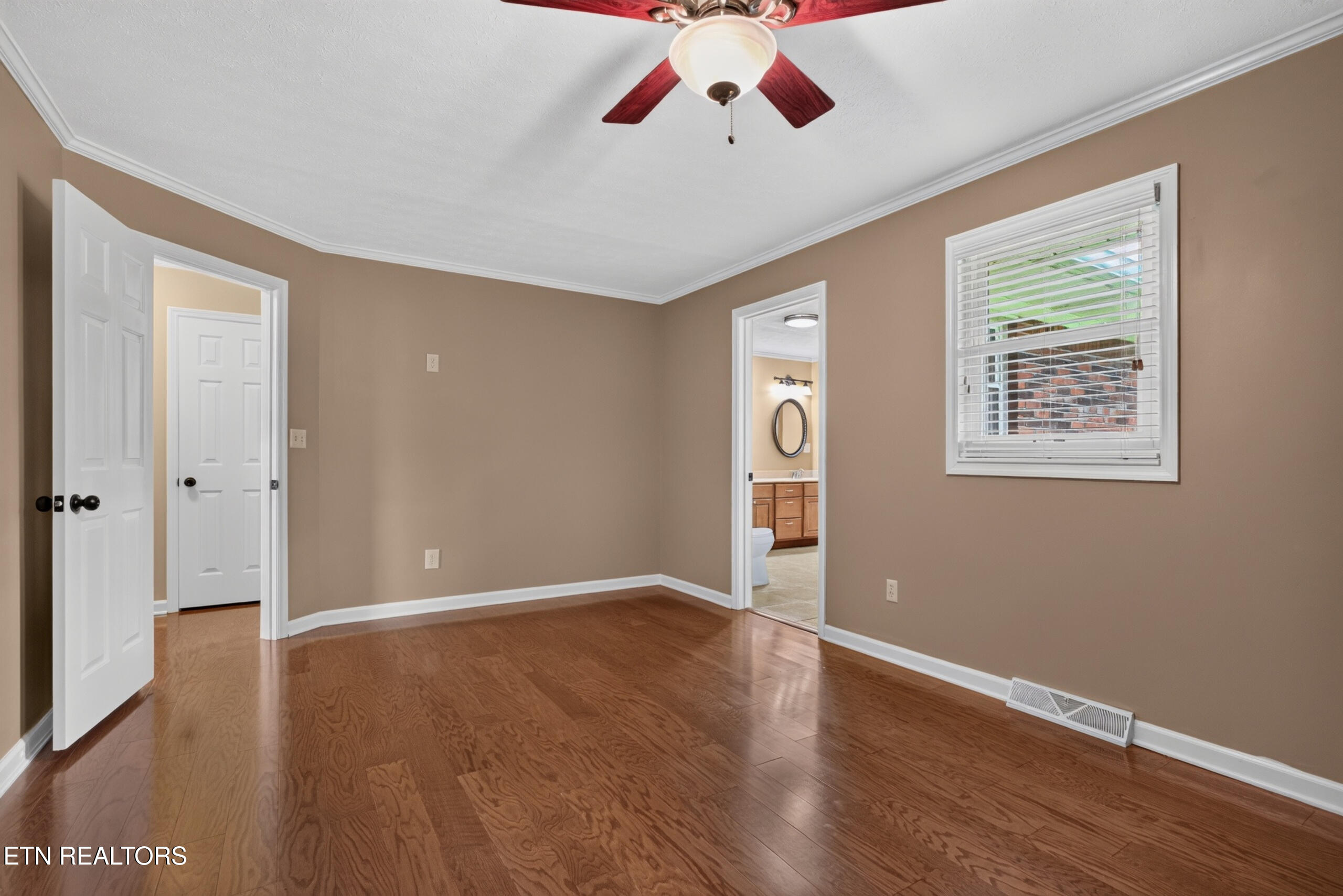225 West Gate Drive Baxter TN 38544