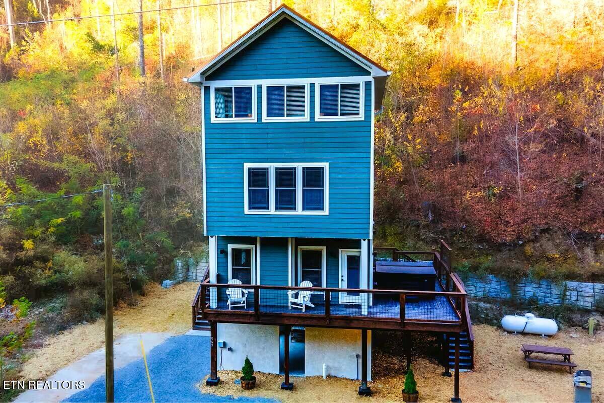 569 Baskins Creek Road Gatlinburg TN 37738