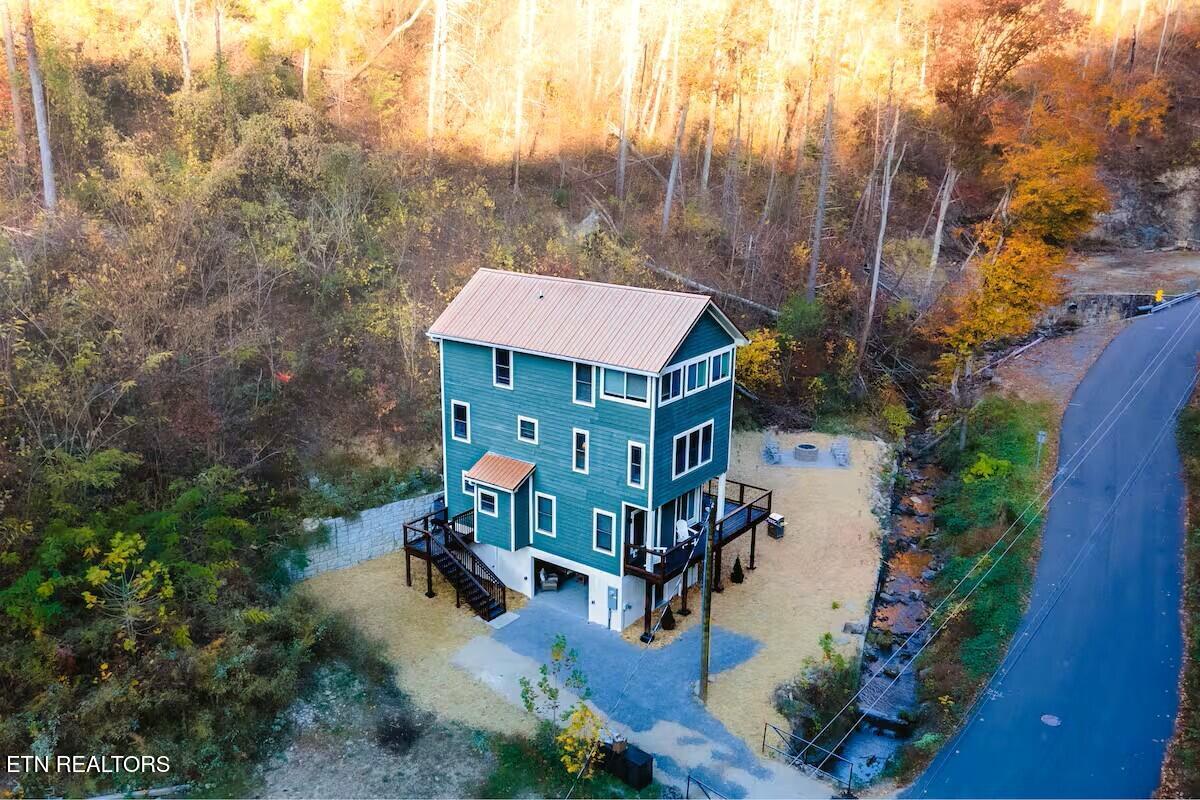 569 Baskins Creek Road Gatlinburg TN 37738