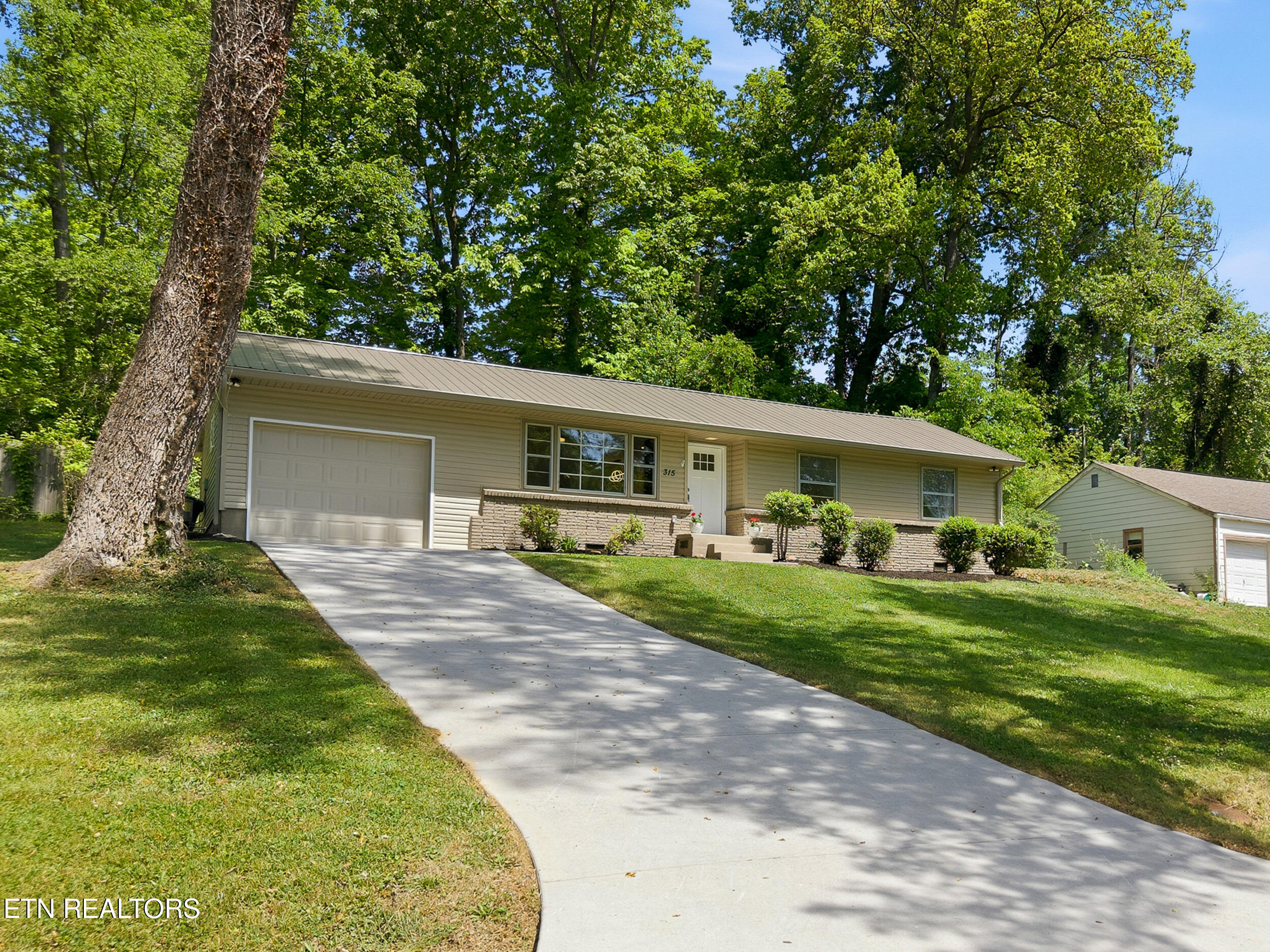 315 Hermitage Drive Knoxville TN 37920