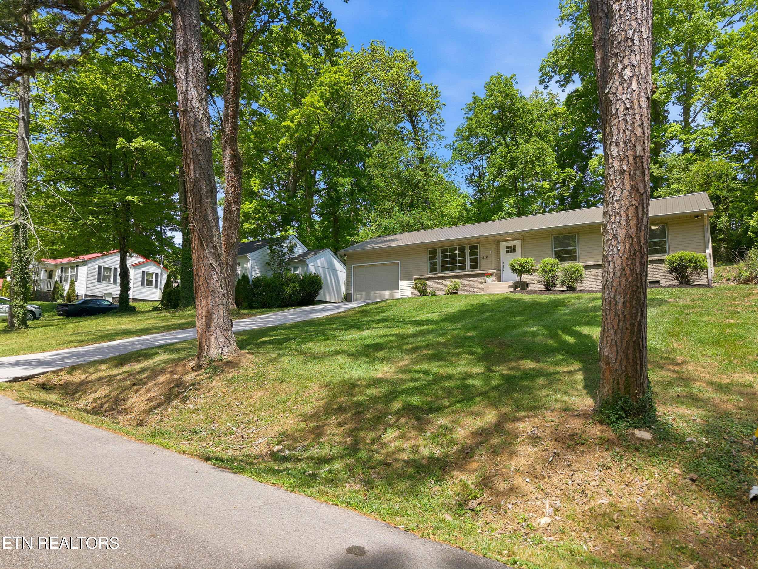 315 Hermitage Drive Knoxville TN 37920
