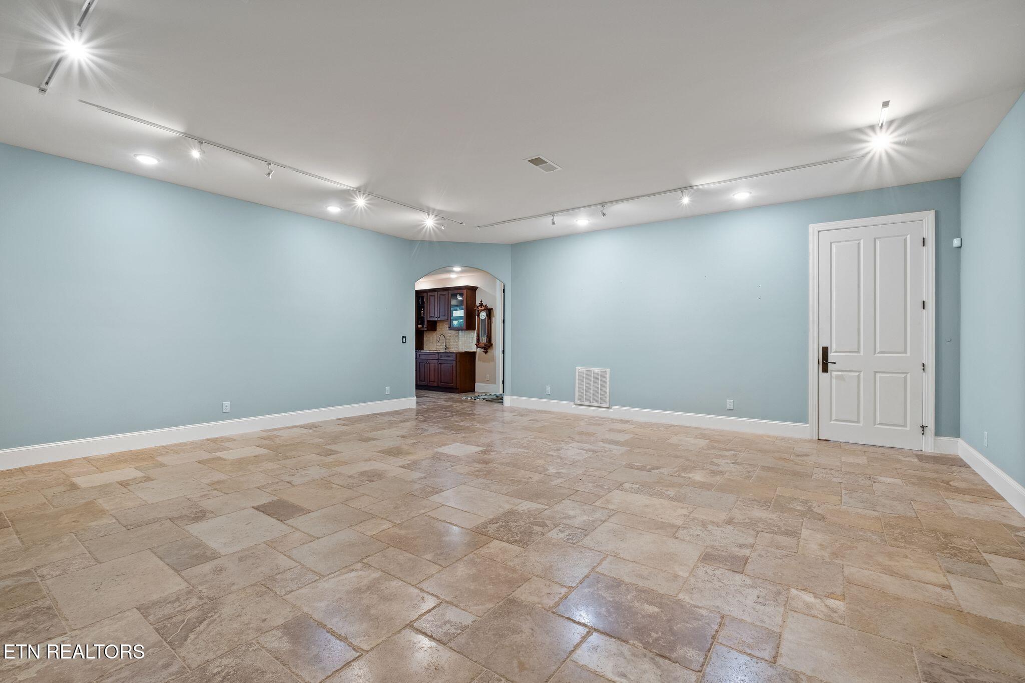 9676 Heard Ridge Road Monroe TN 38573
