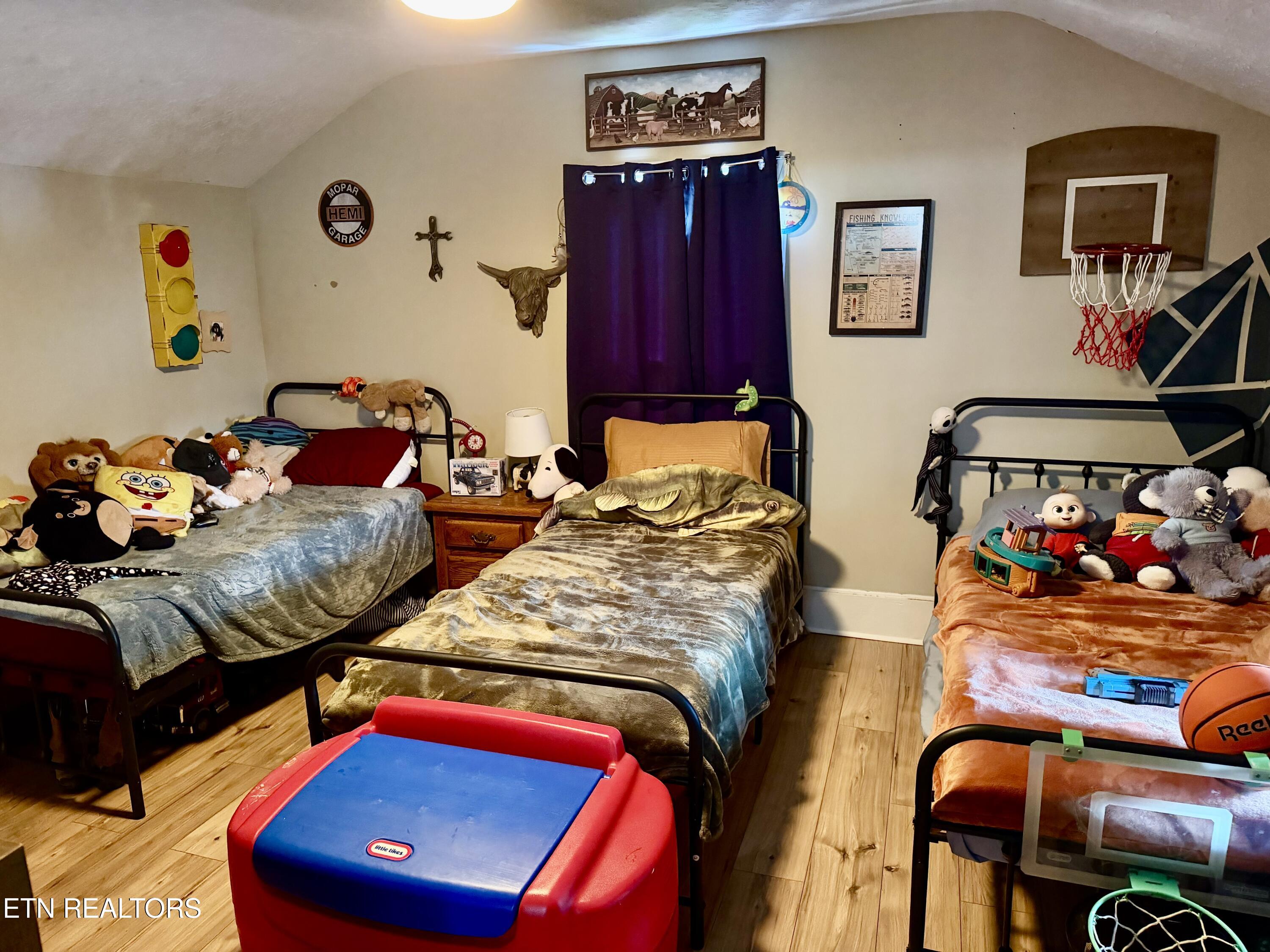 404 Church Street New Tazewell TN 37825