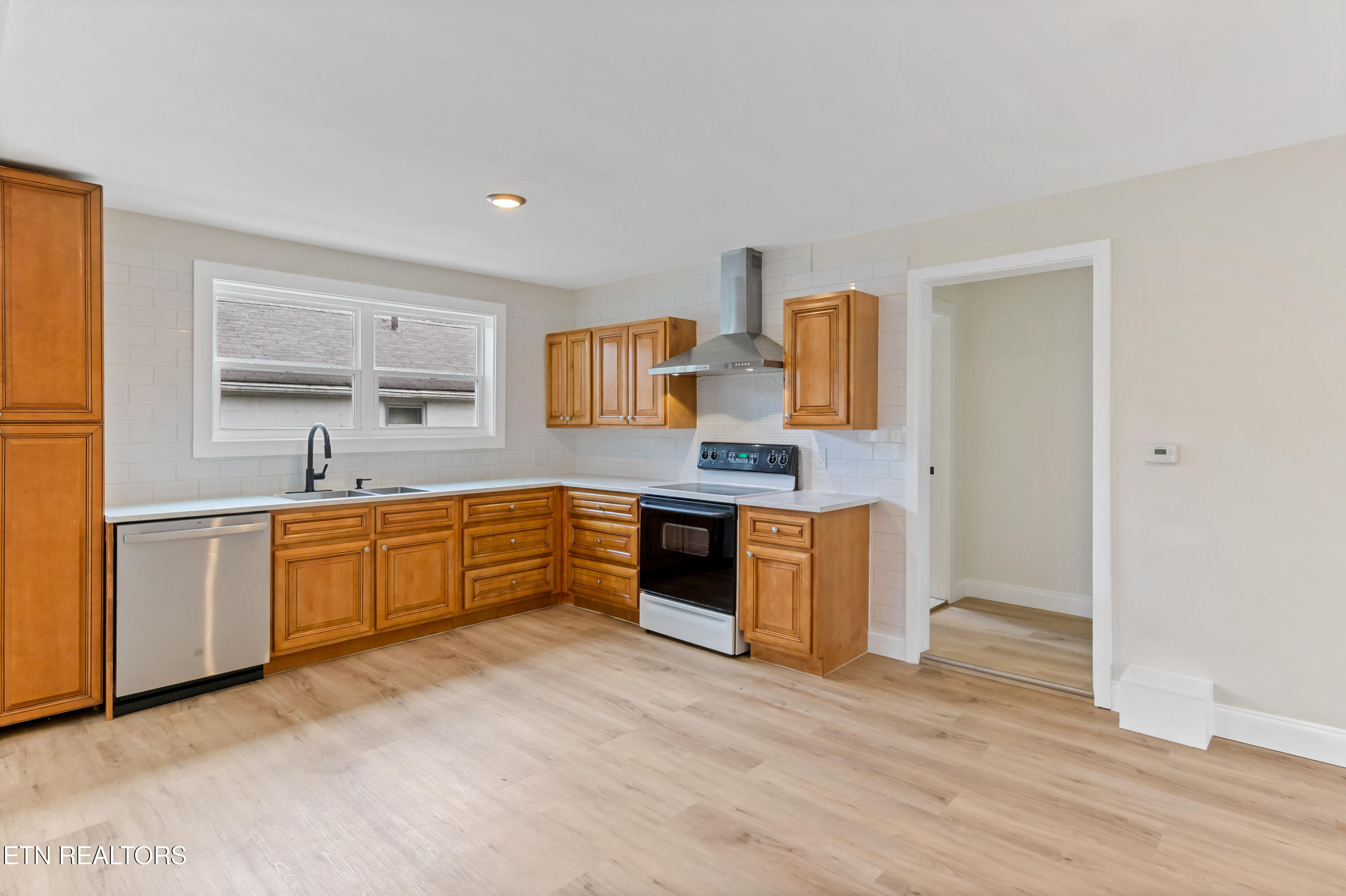1904 Jourolman Avenue Knoxville TN 37921