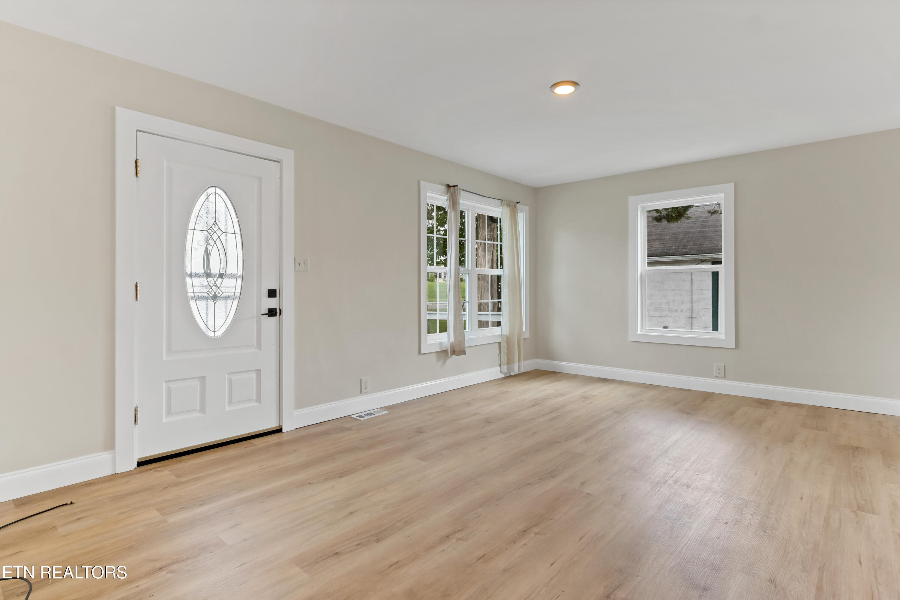 1904 Jourolman Avenue Knoxville TN 37921