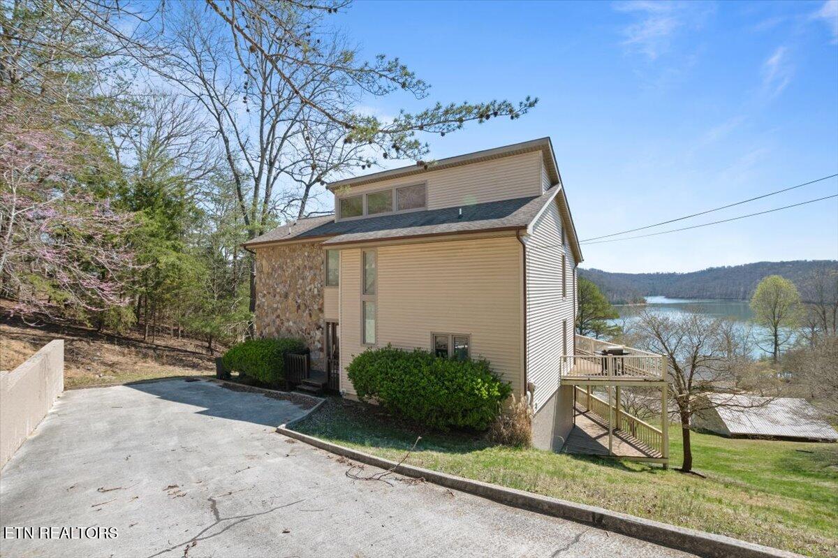 168 Little Buck Lane Lafollette TN 37766