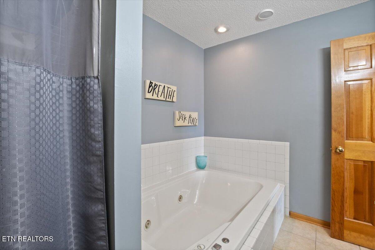 168 Little Buck Lane Lafollette TN 37766