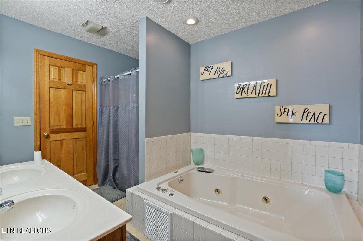 168 Little Buck Lane Lafollette TN 37766