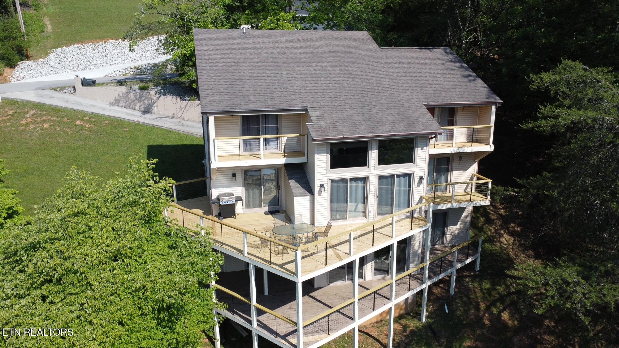 168 Little Buck Lane Lafollette TN 37766
