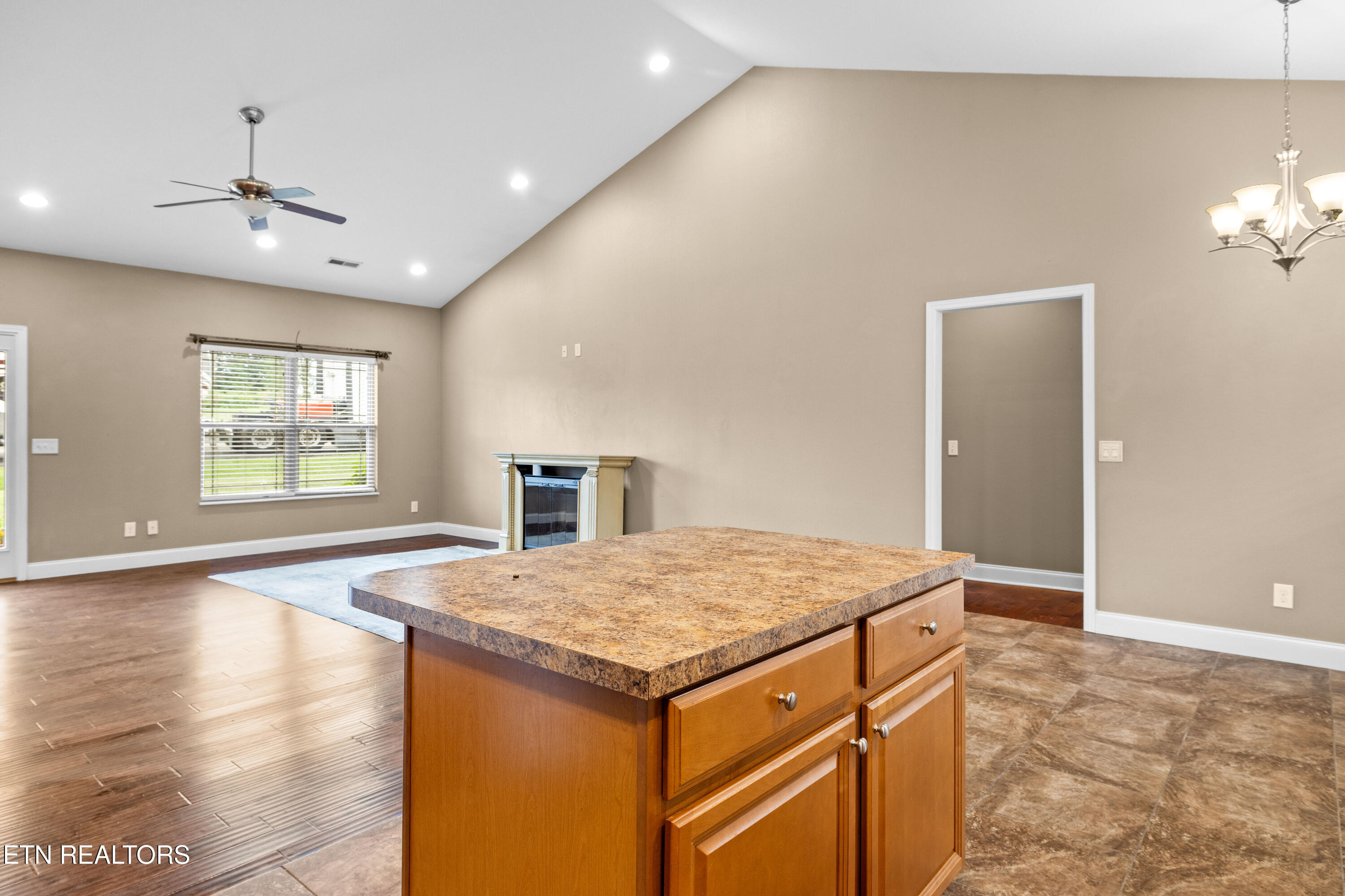 2811 Dalton Drive Sevierville TN 37876