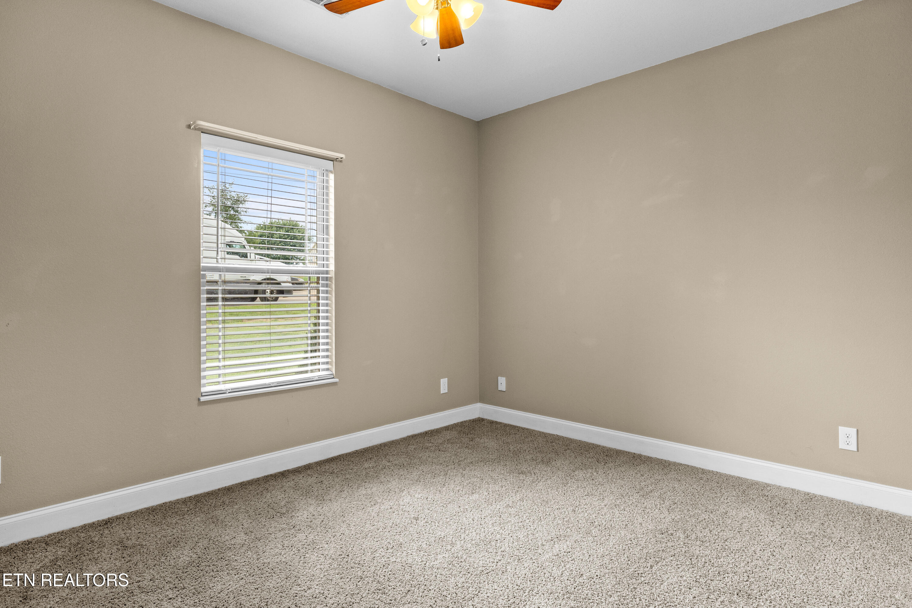2811 Dalton Drive Sevierville TN 37876