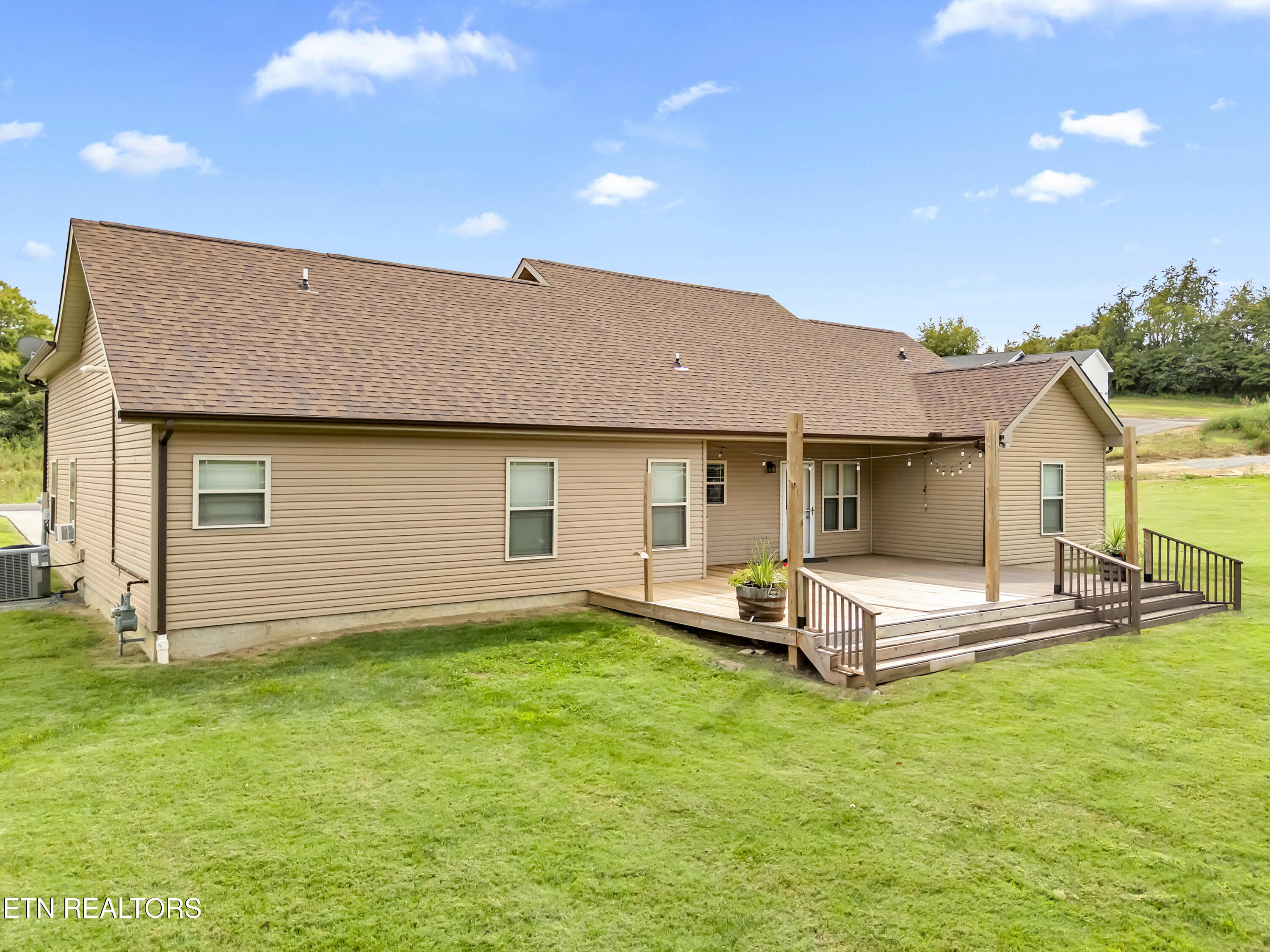 2811 Dalton Drive Sevierville TN 37876