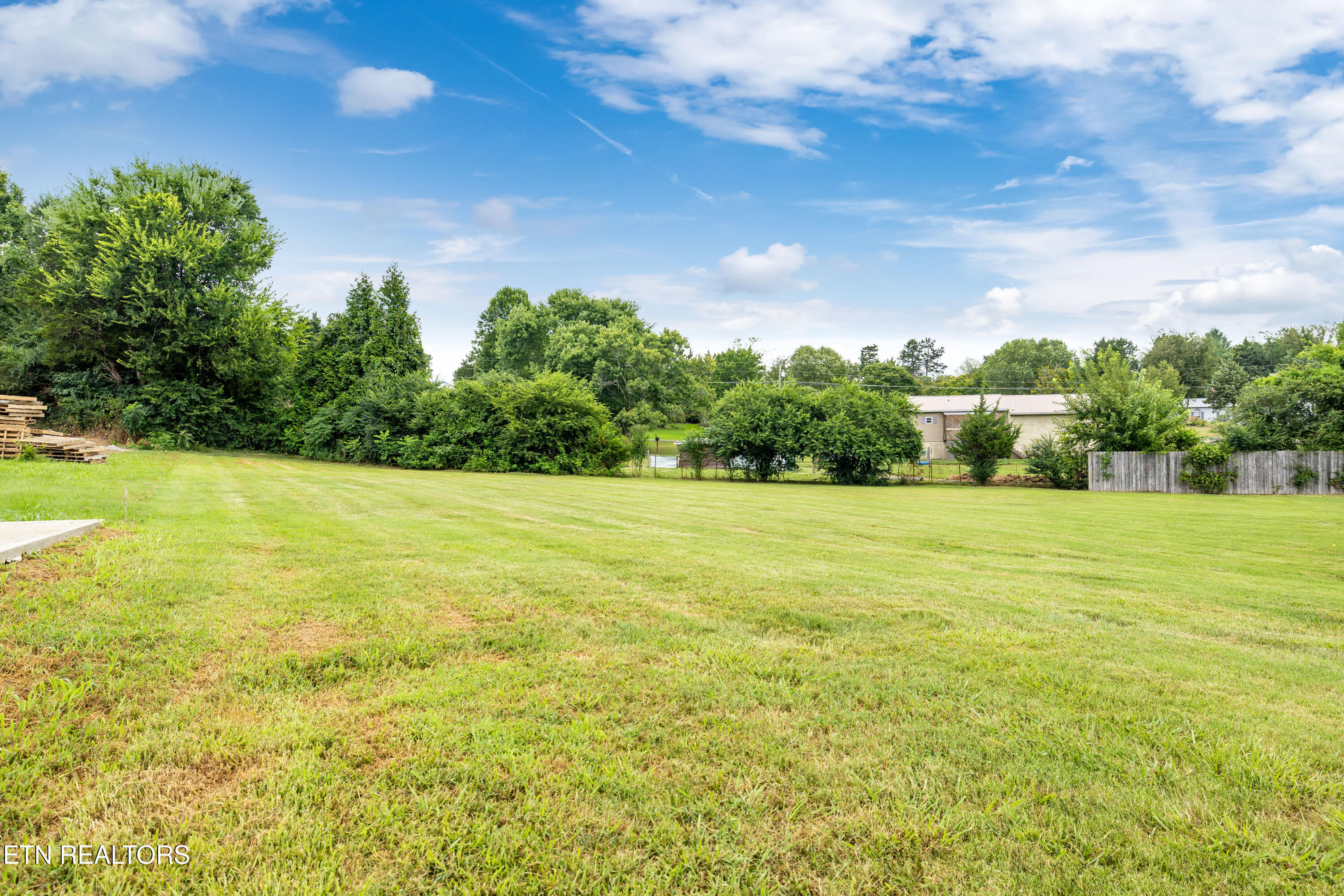 2811 Dalton Drive Sevierville TN 37876