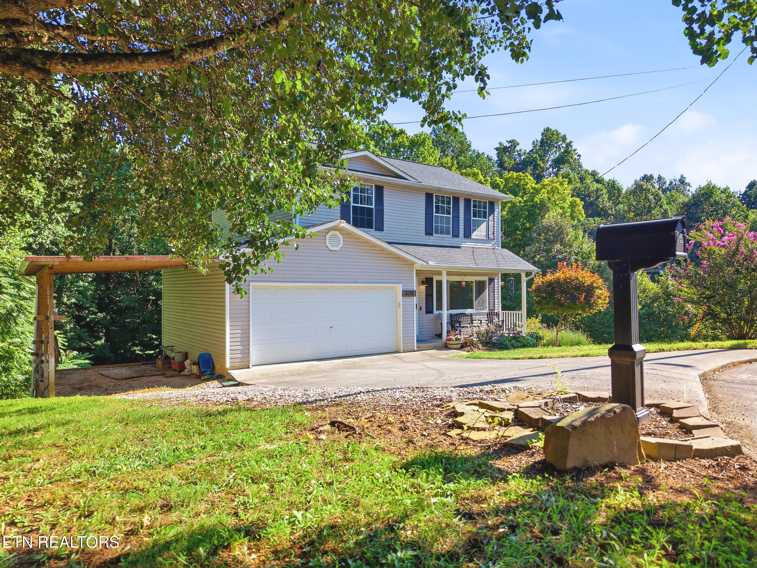 8201 Tangle Grove Lane Powell TN 37849