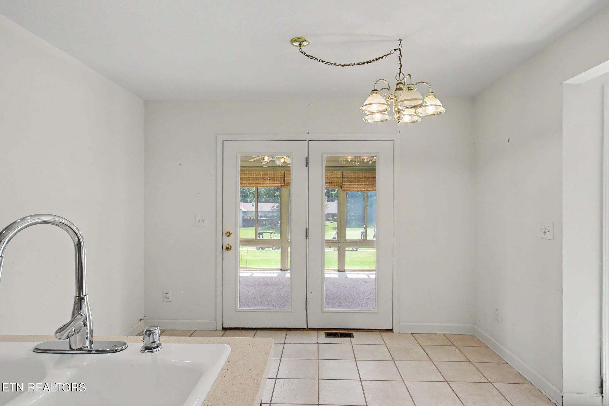 103 Oohleeno Way Loudon TN 37774