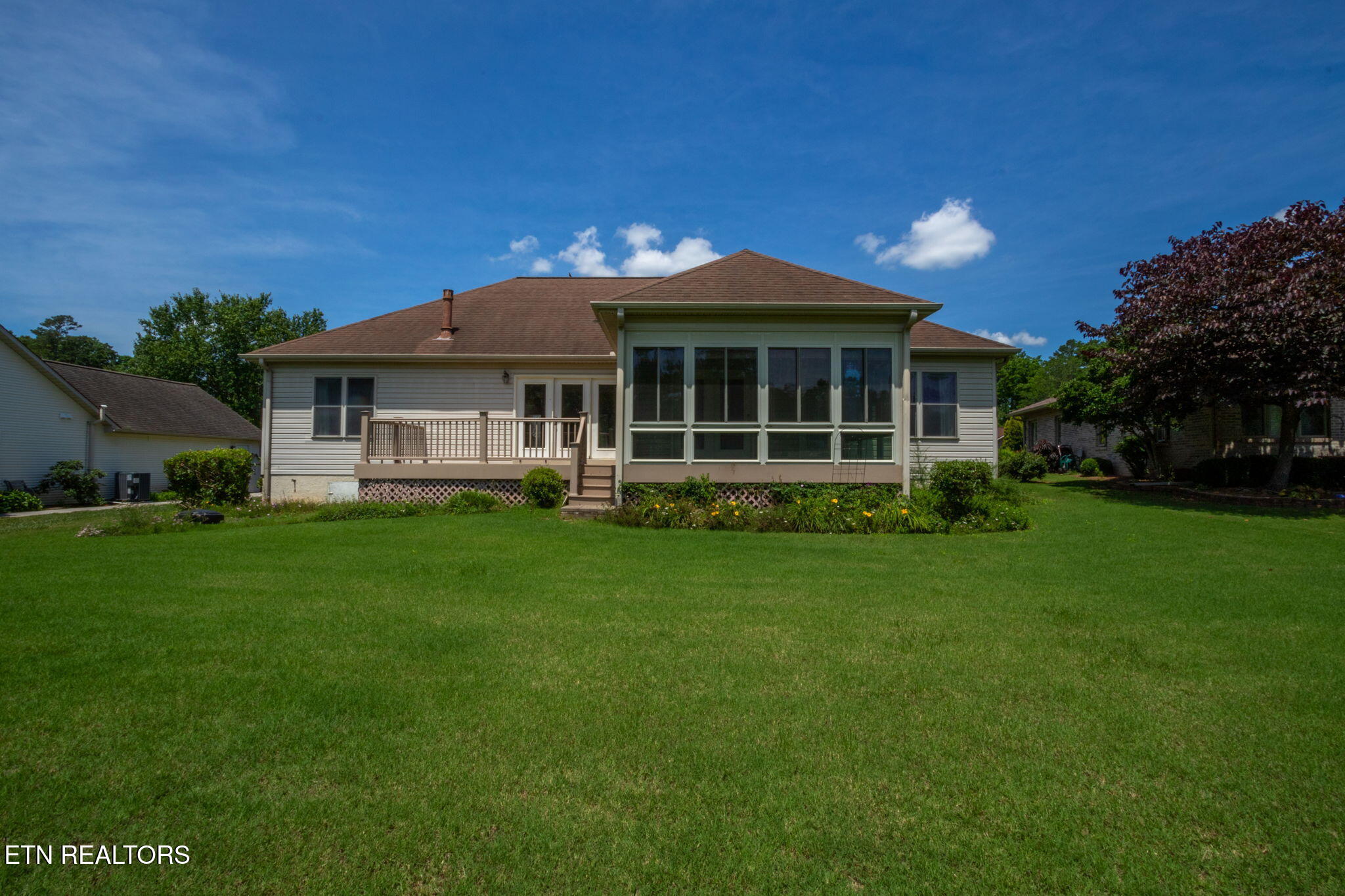 103 Oohleeno Way Loudon TN 37774