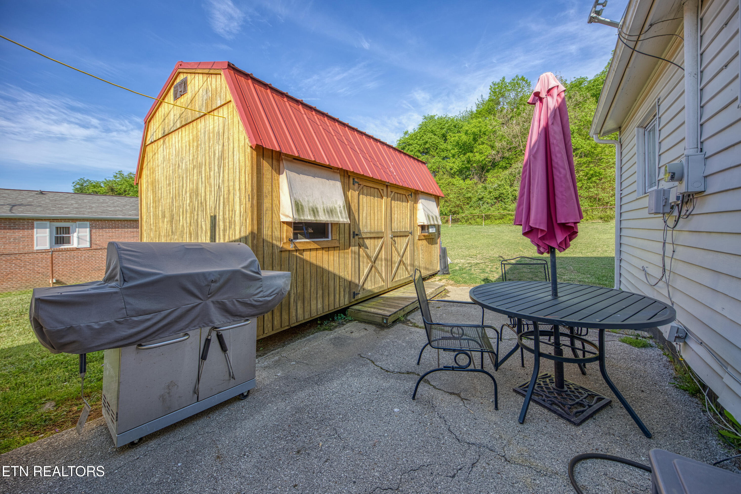 3419 Rockford Boyd Road Rockford TN 37853