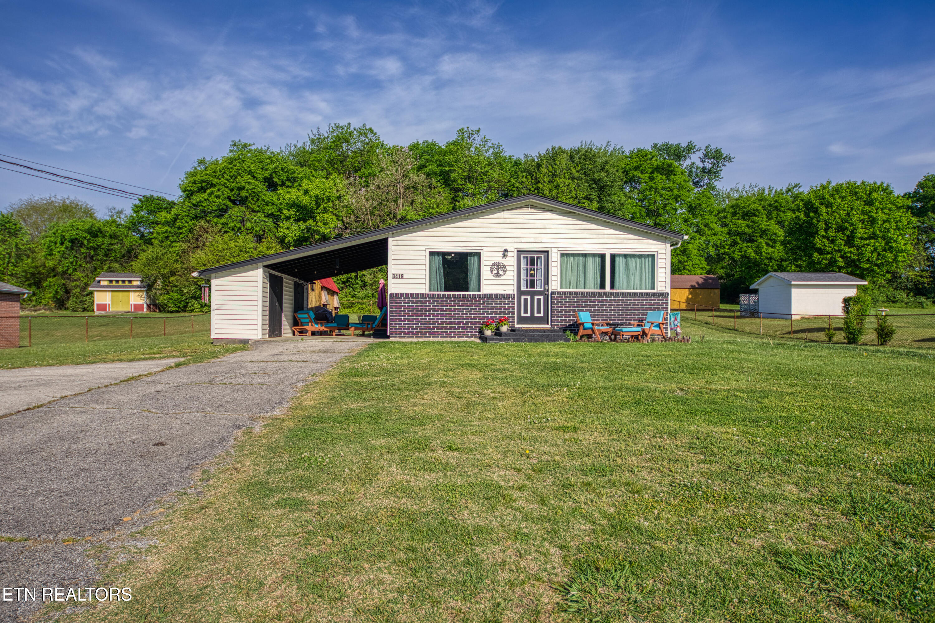 3419 Rockford Boyd Road Rockford TN 37853