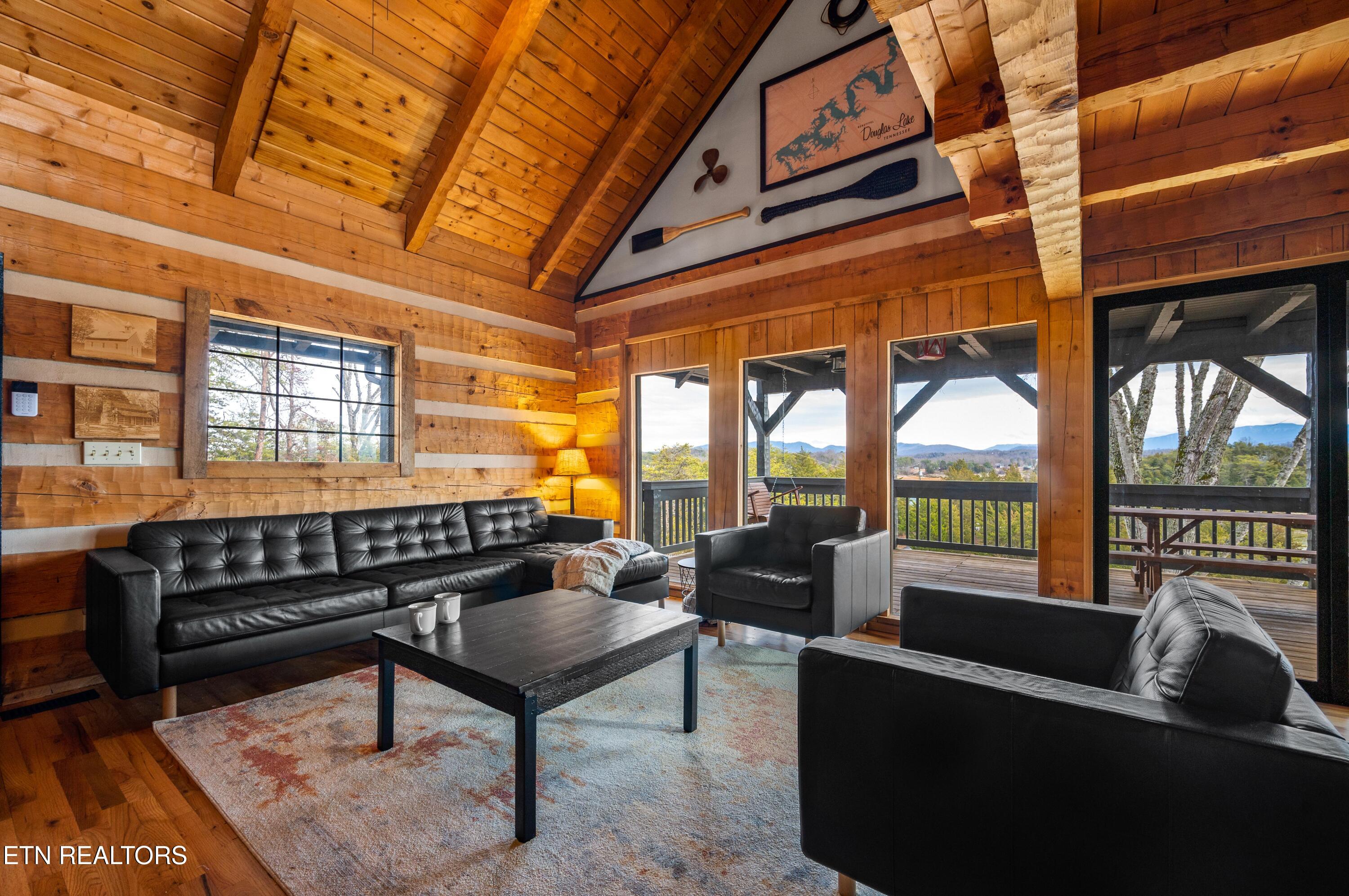 1019 Moonside Lane Sevierville TN 37876