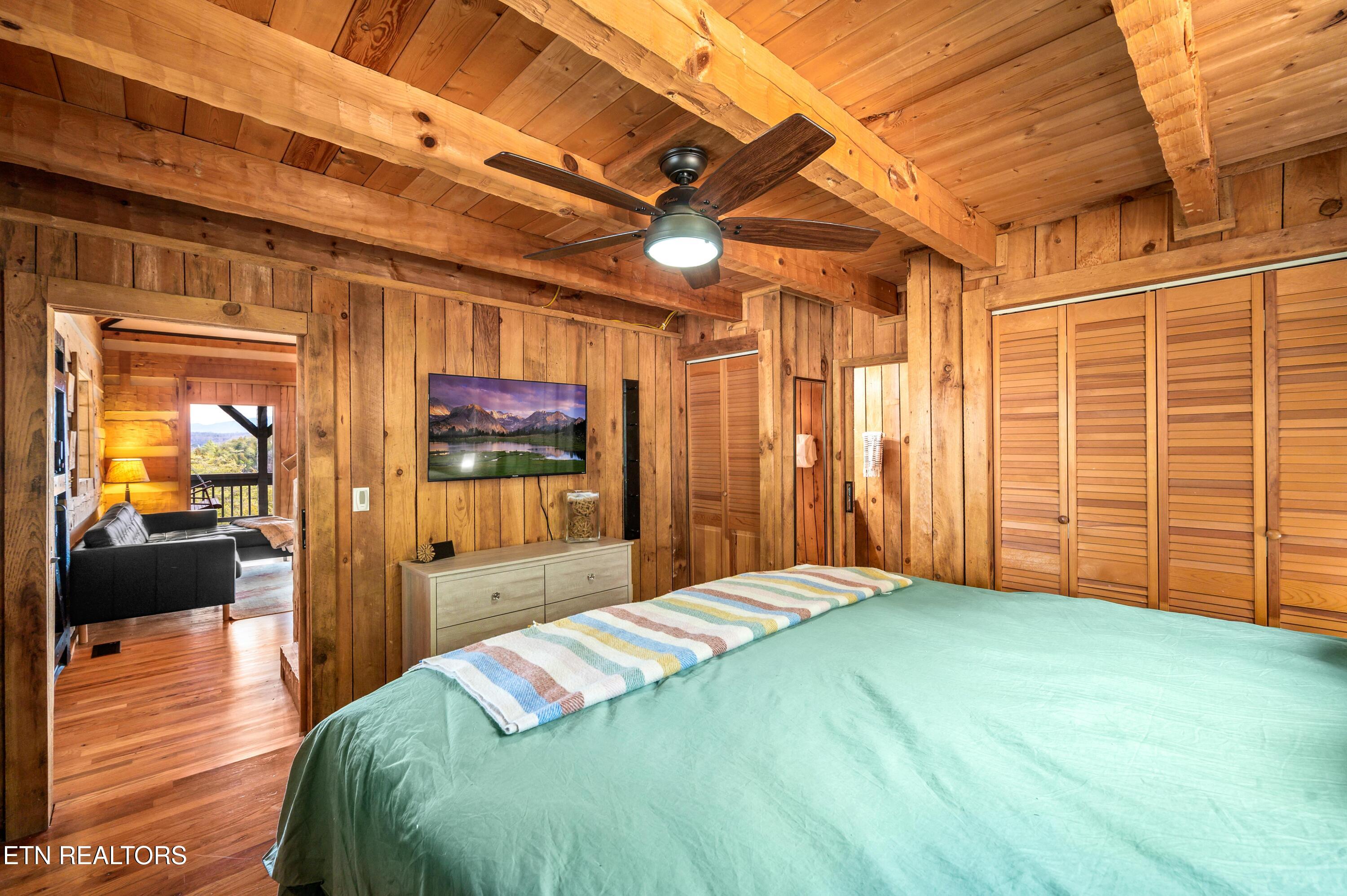 1019 Moonside Lane Sevierville TN 37876