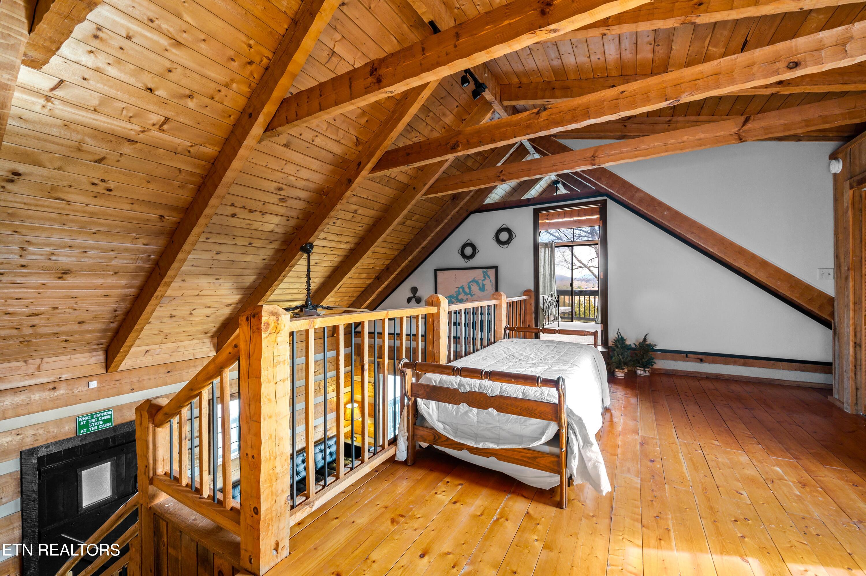 1019 Moonside Lane Sevierville TN 37876