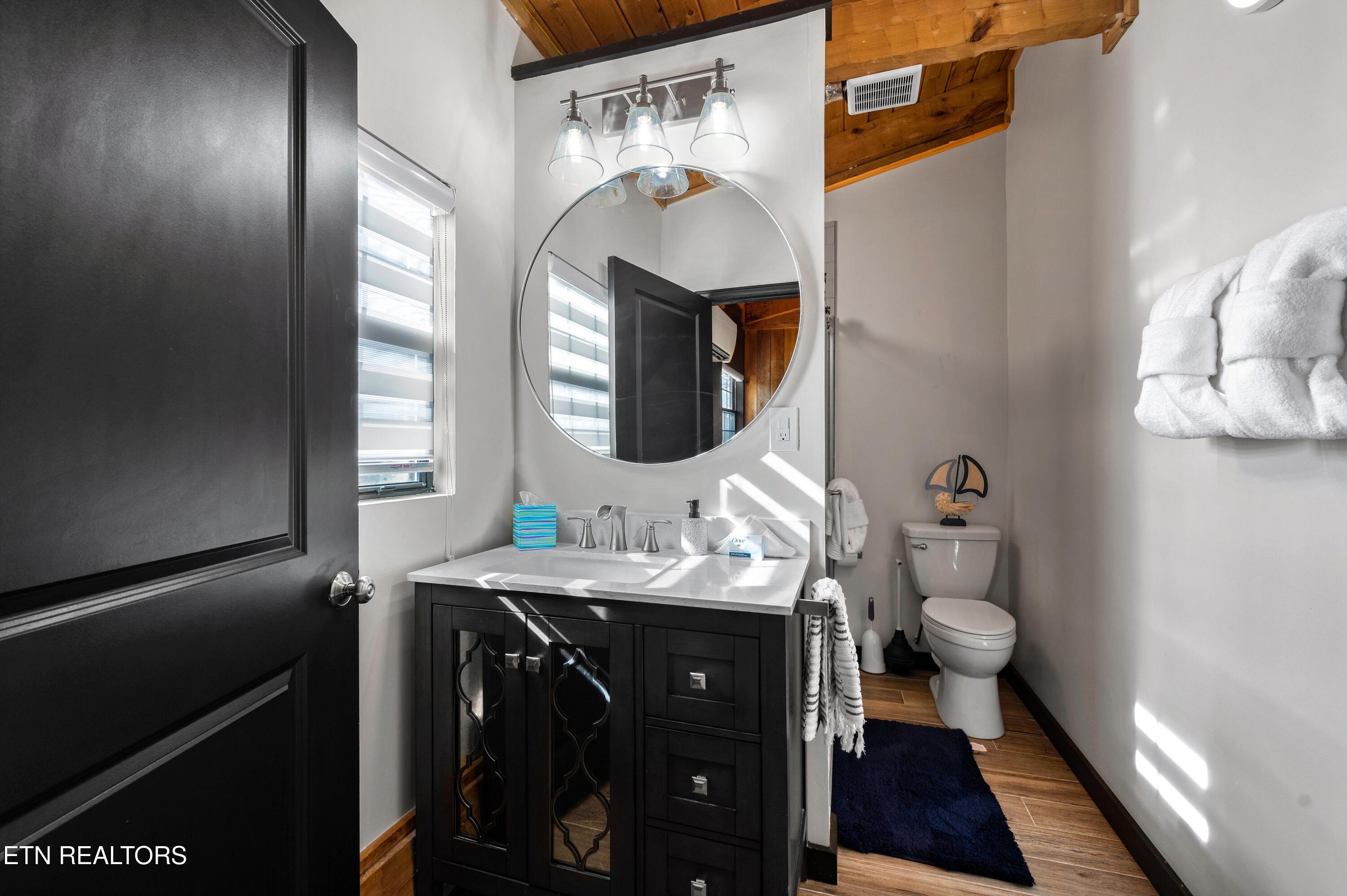 1019 Moonside Lane Sevierville TN 37876