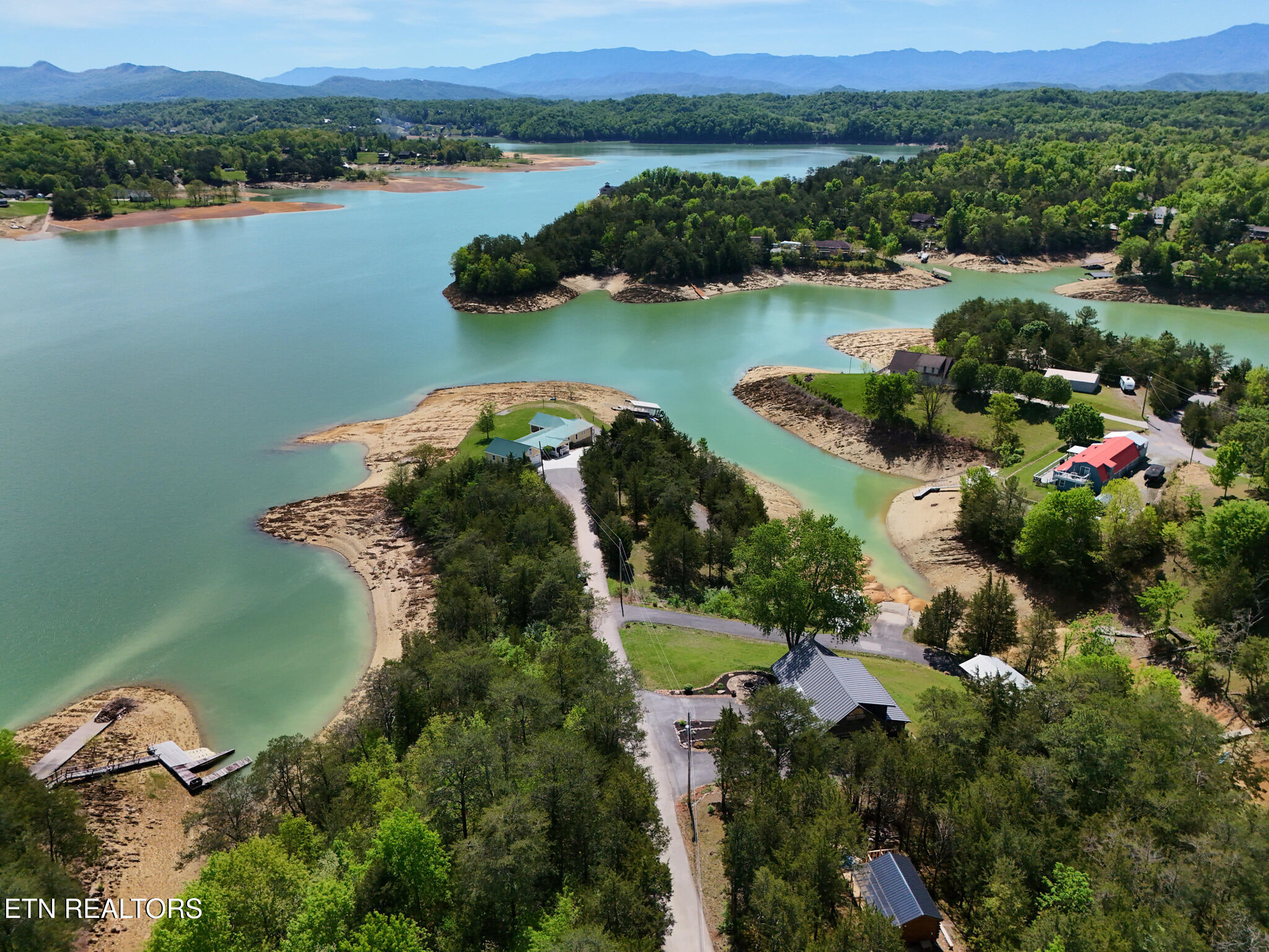 1019 Moonside Lane Sevierville TN 37876