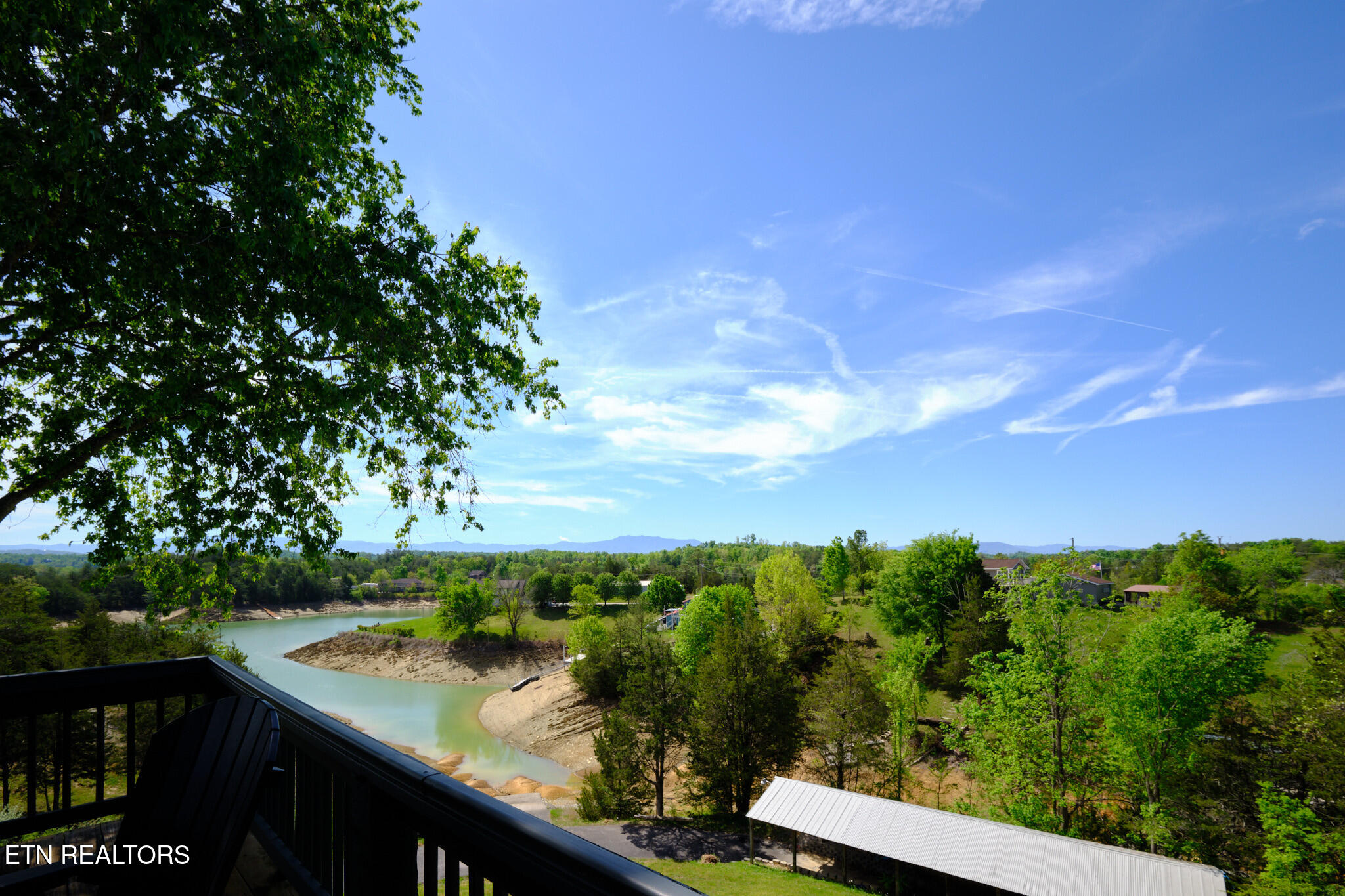 1019 Moonside Lane Sevierville TN 37876