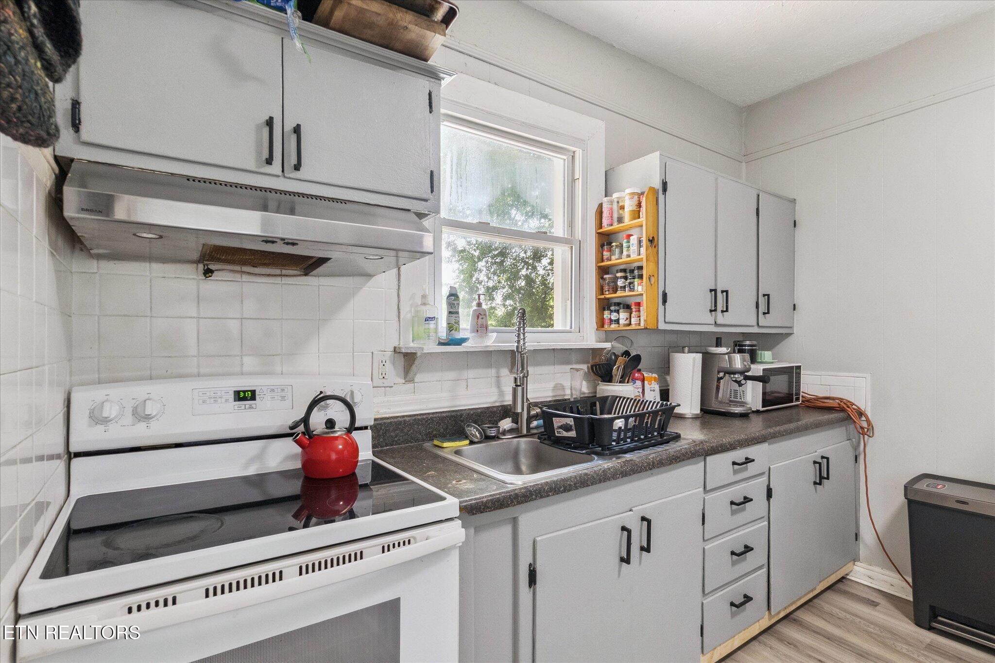 2722 Wilson Avenue Knoxville TN 37914