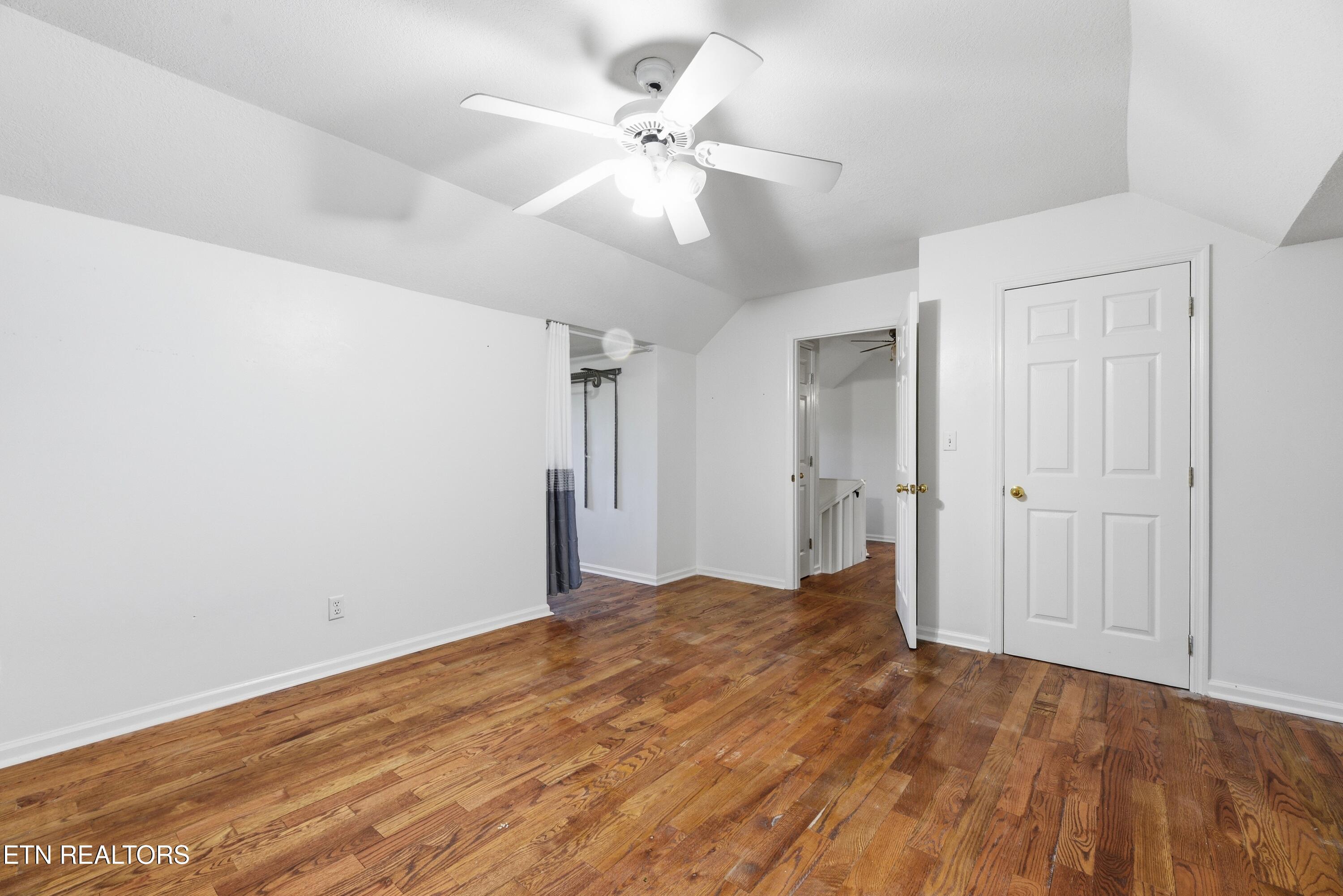 923 Marlow Circle Clinton TN 37716