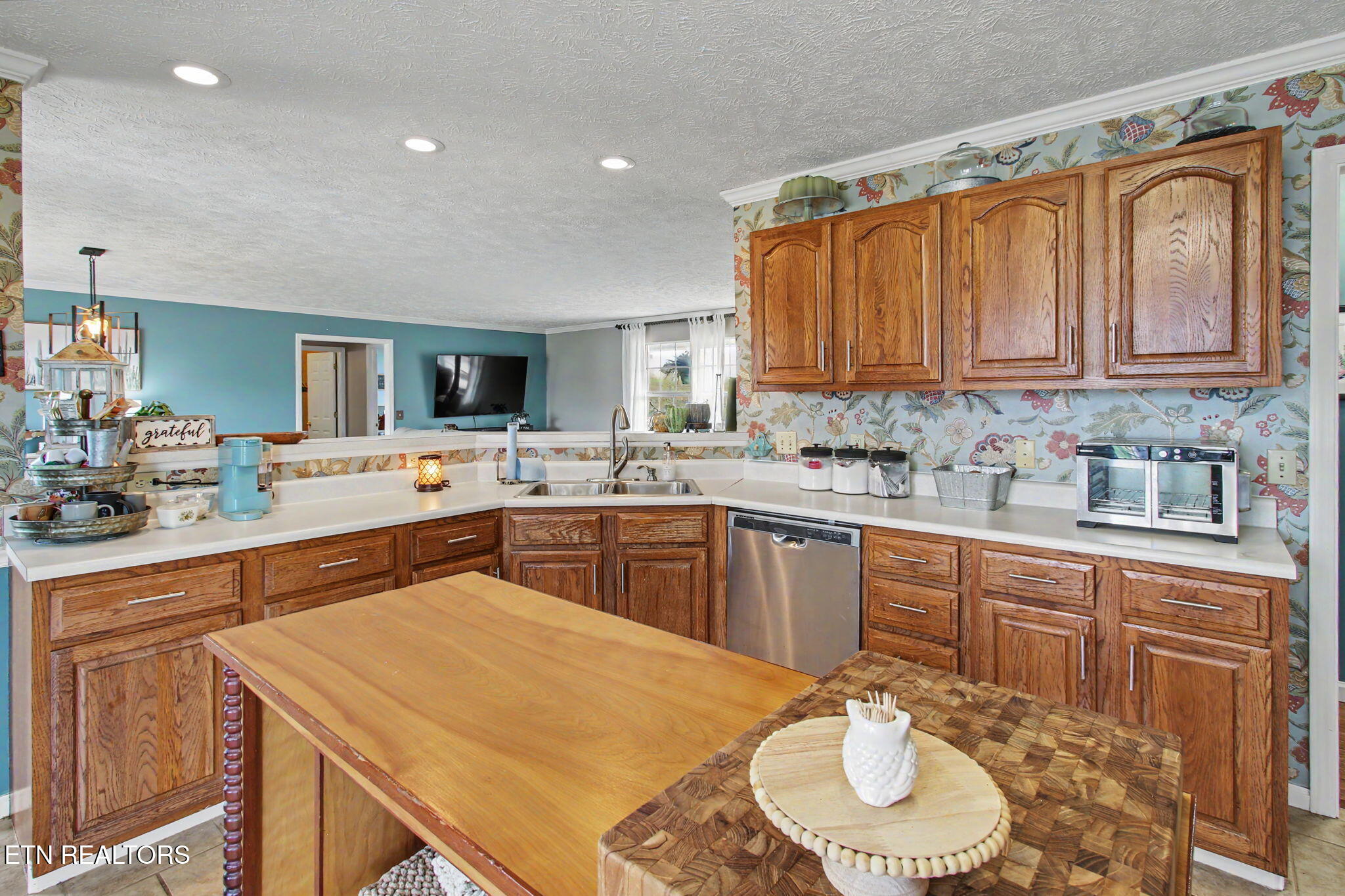 3909 Tuckaleechee Pike Maryville TN 37804
