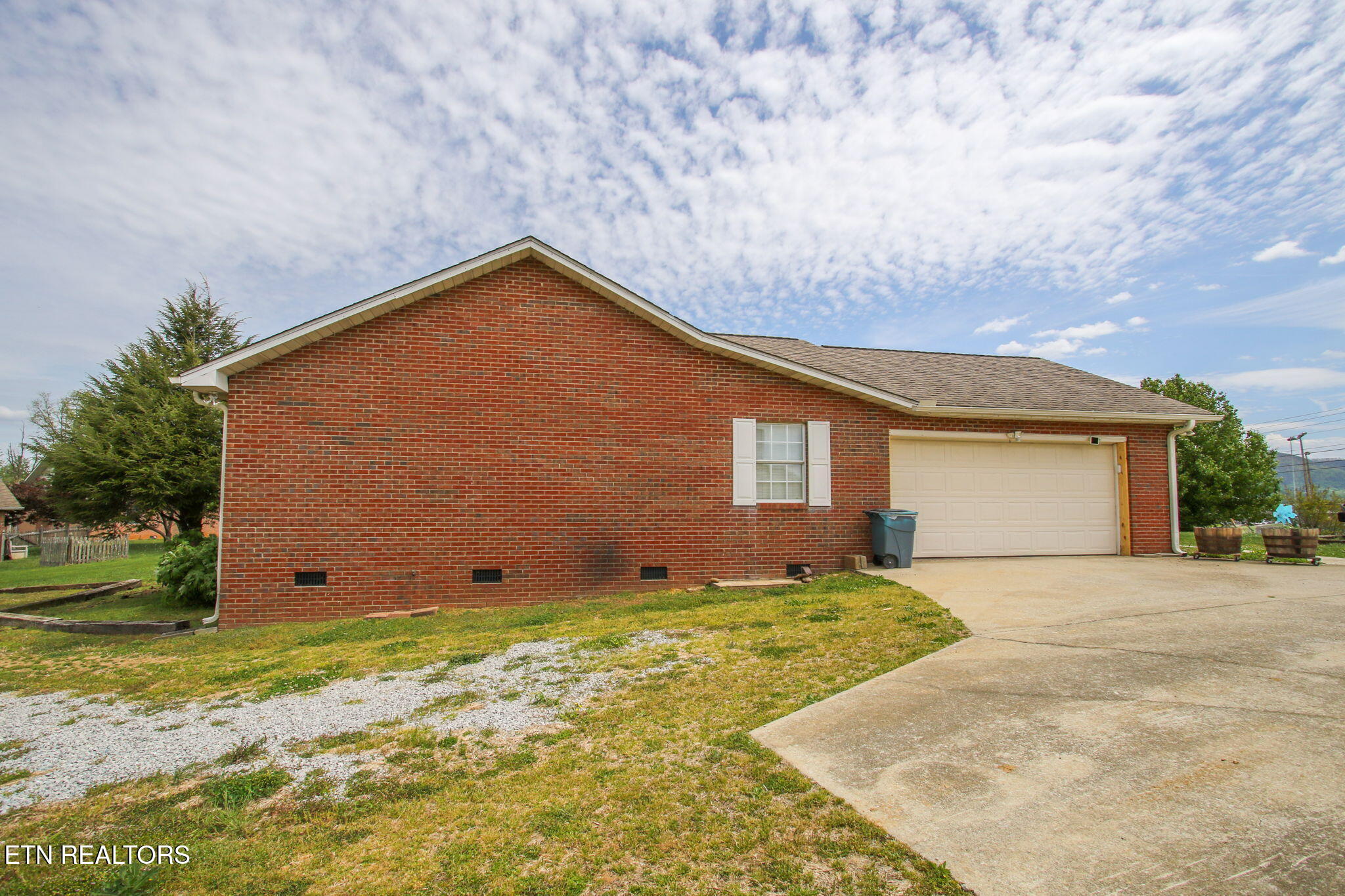 3909 Tuckaleechee Pike Maryville TN 37804