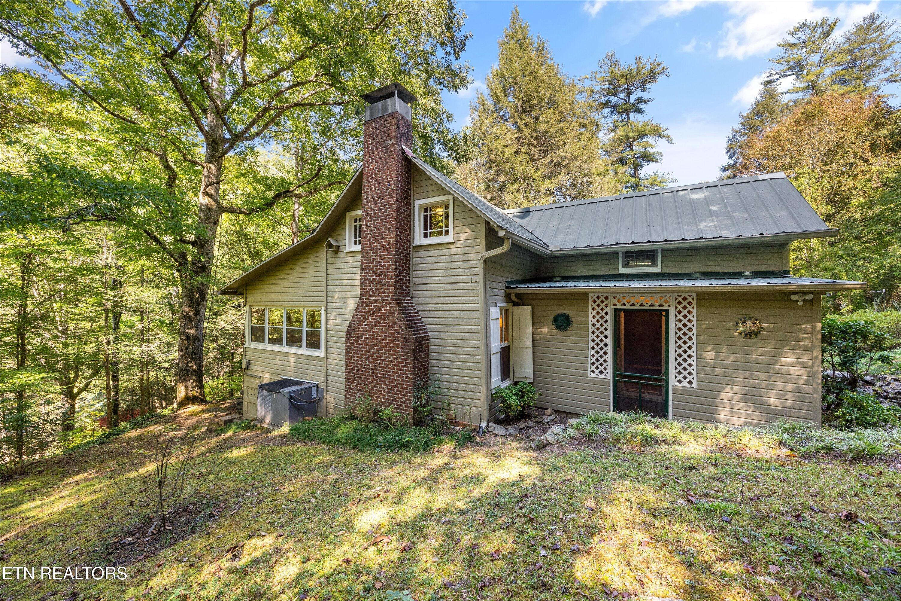 6831 Old Walland Highway Townsend TN 37882