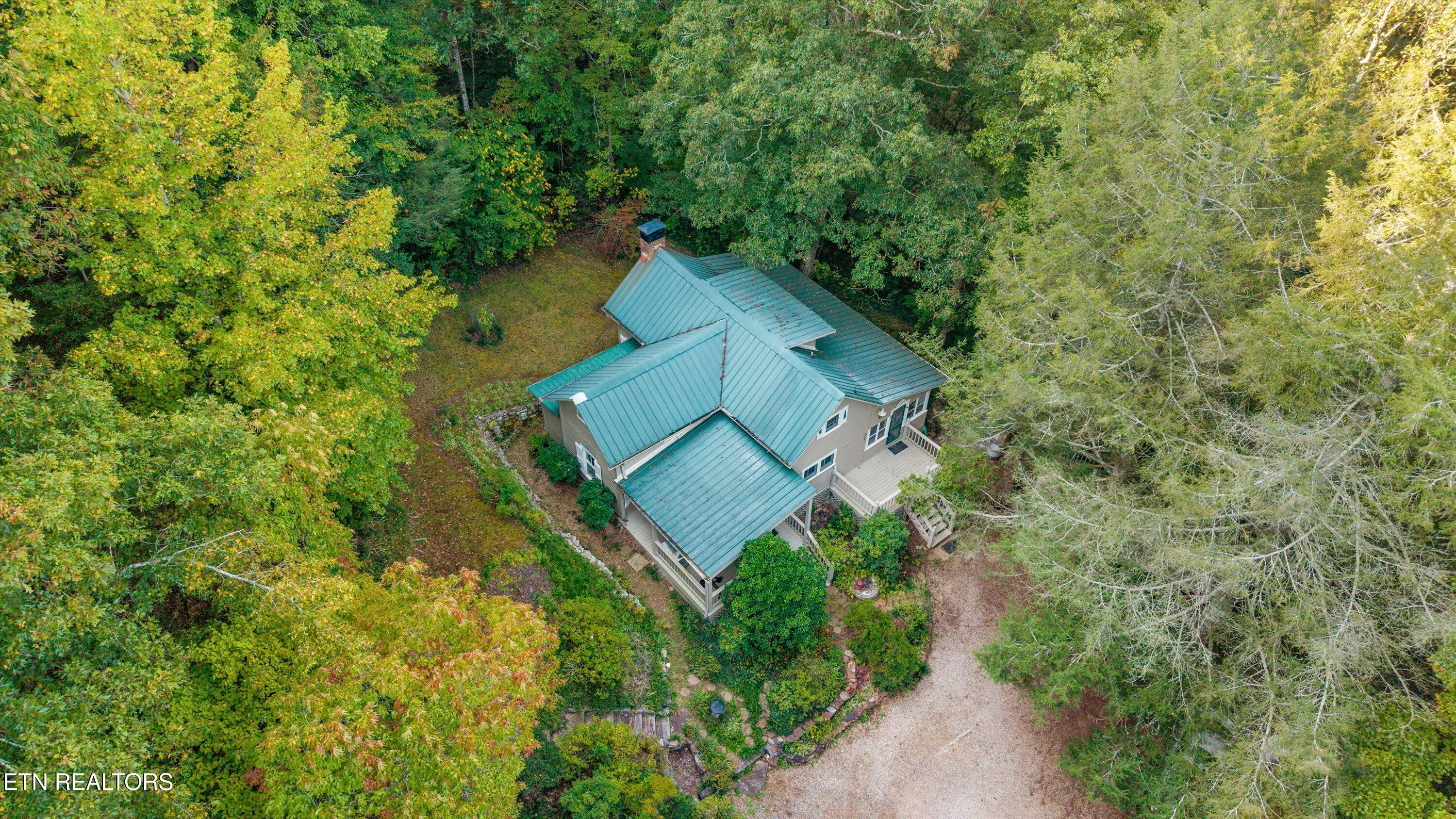 6831 Old Walland Highway Townsend TN 37882