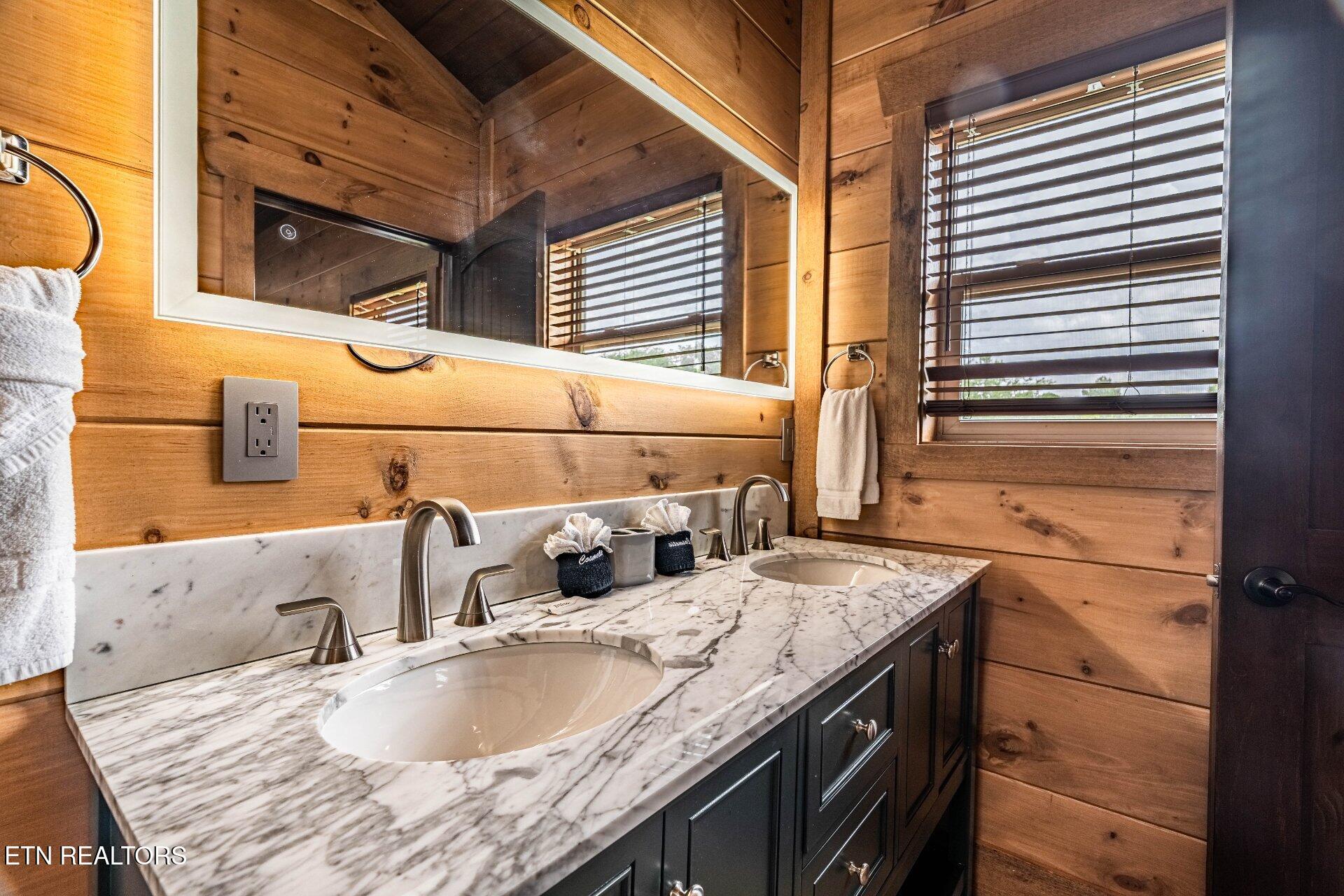 615 Rainbow Road Sevierville TN 37862