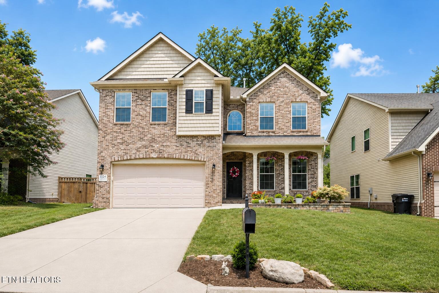 1124 Looking Glass Lane Knoxville TN 37919