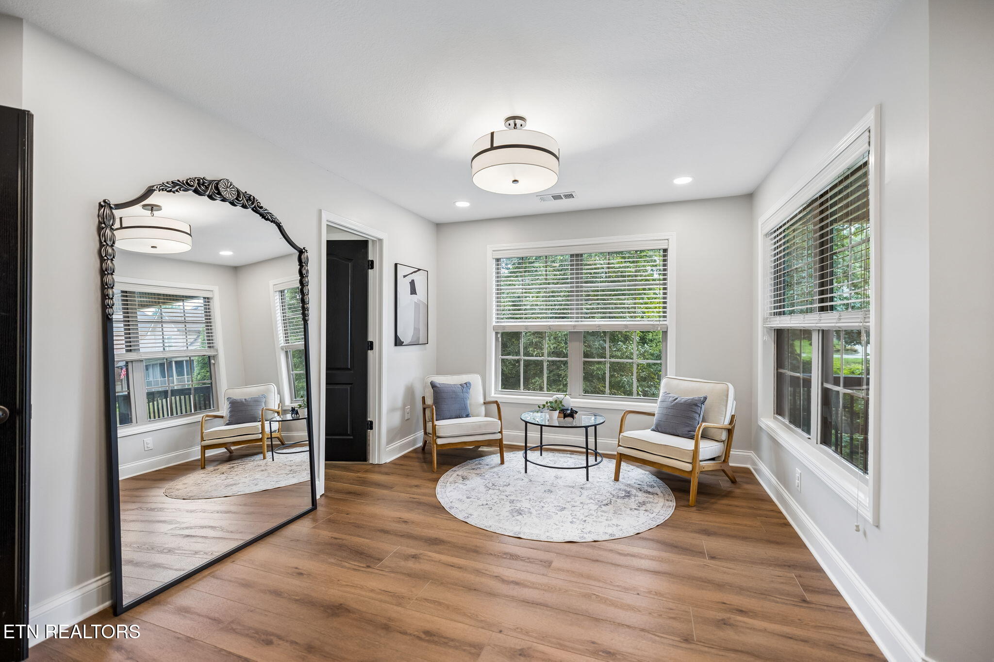 1124 Looking Glass Lane Knoxville TN 37919