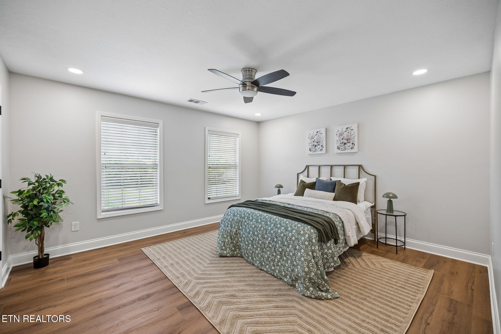 1124 Looking Glass Lane Knoxville TN 37919
