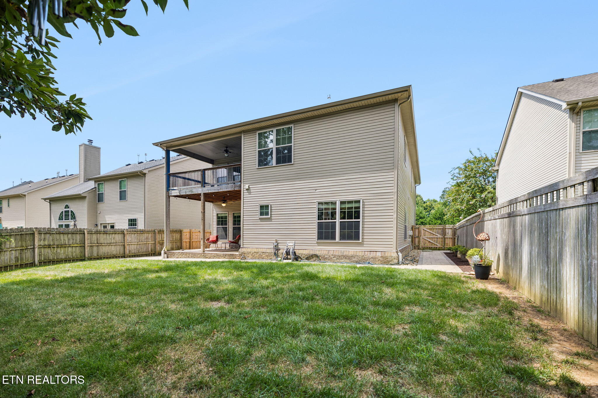 1124 Looking Glass Lane Knoxville TN 37919