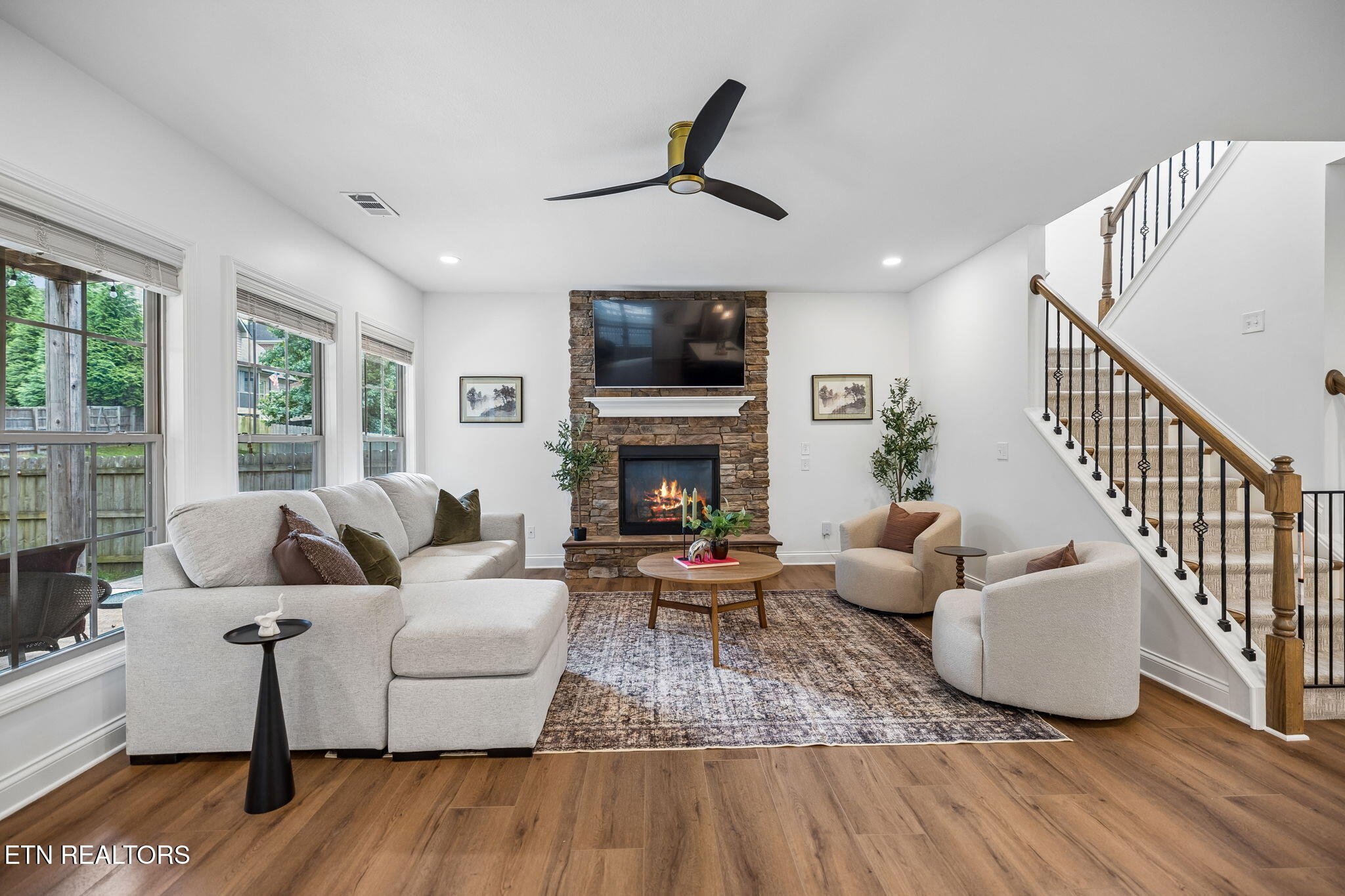 1124 Looking Glass Lane Knoxville TN 37919