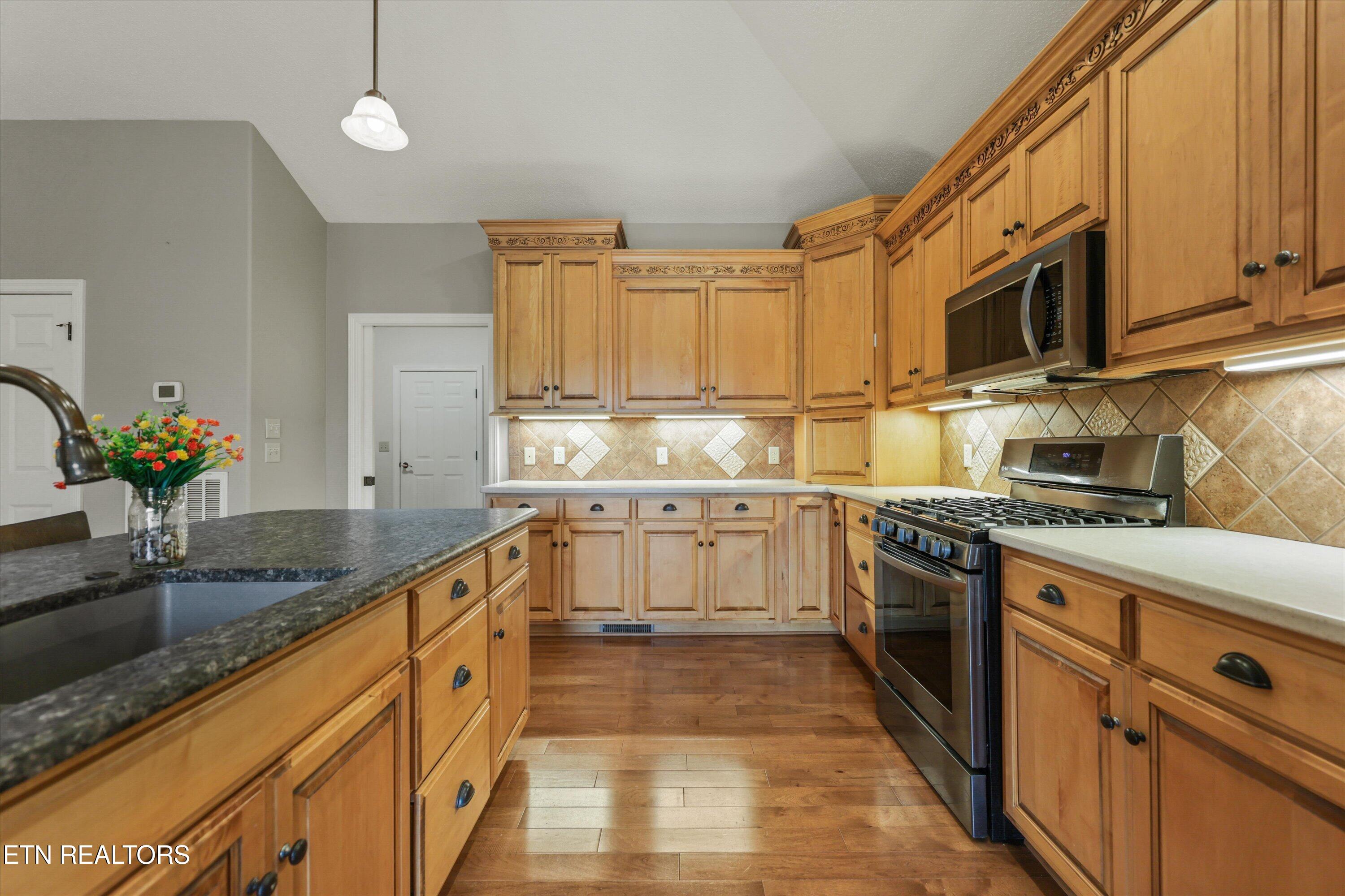 145 Nunyu Trail Vonore TN 37885