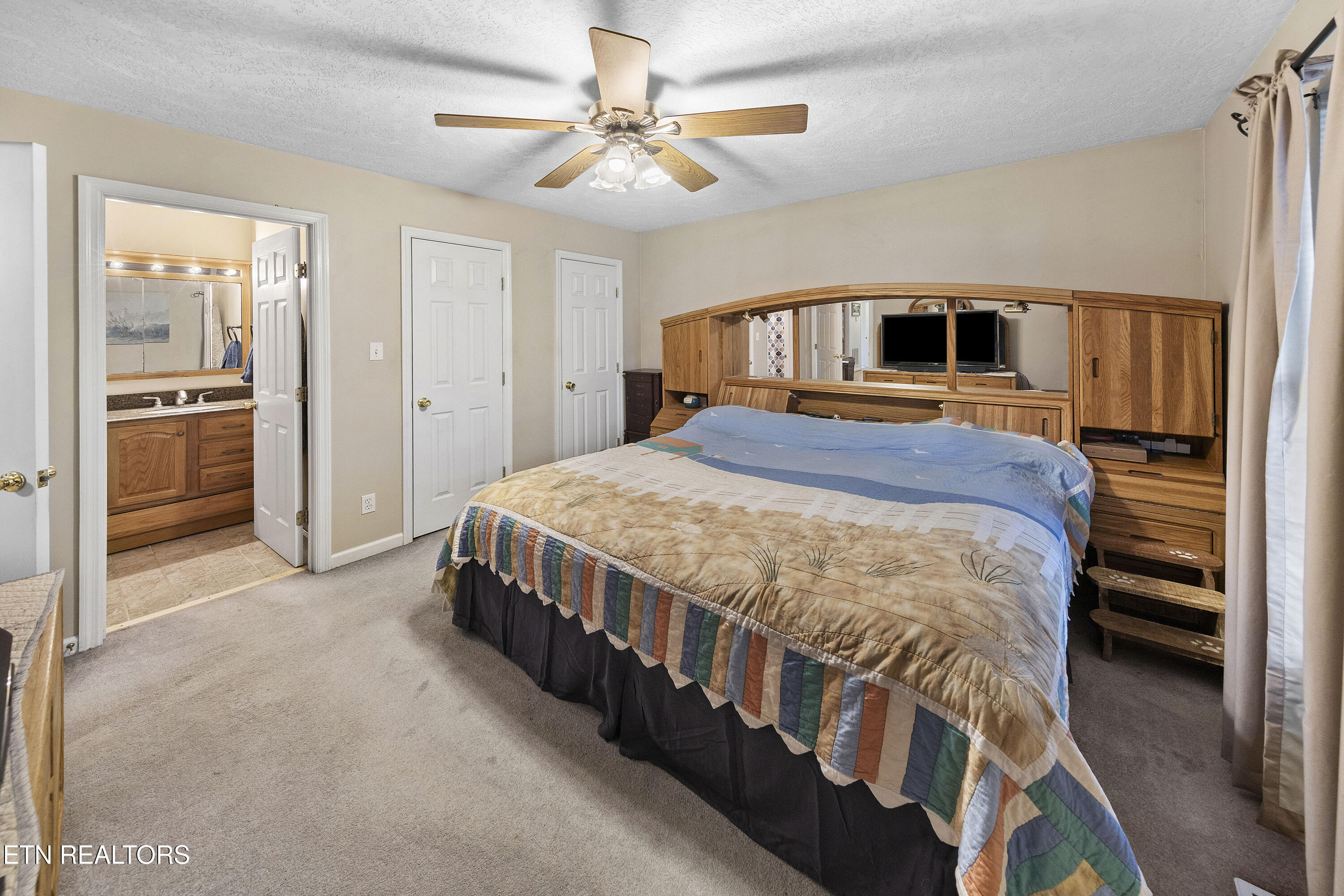 7591 Rising Brooks Lane Knoxville TN 37918