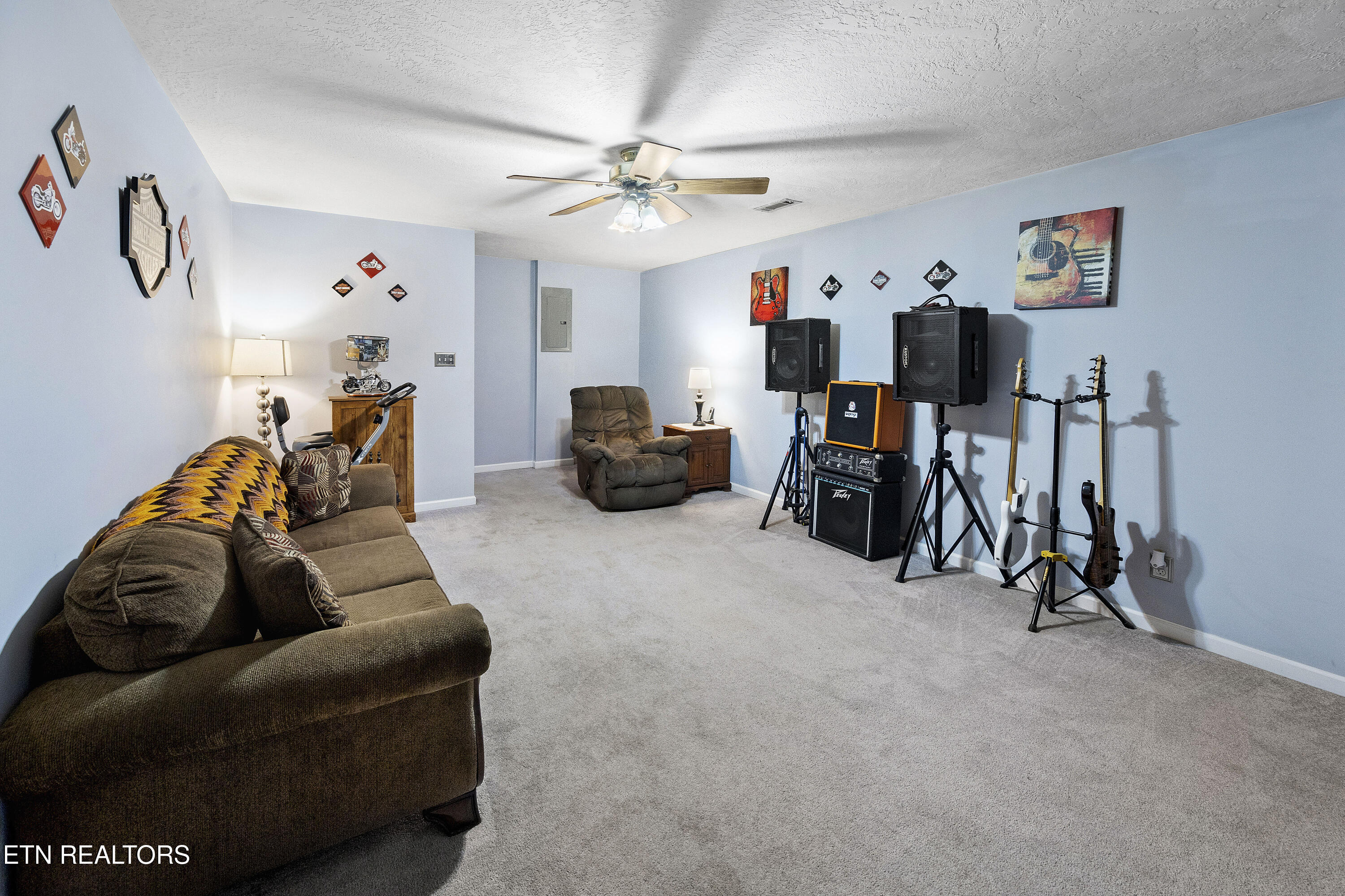 7591 Rising Brooks Lane Knoxville TN 37918