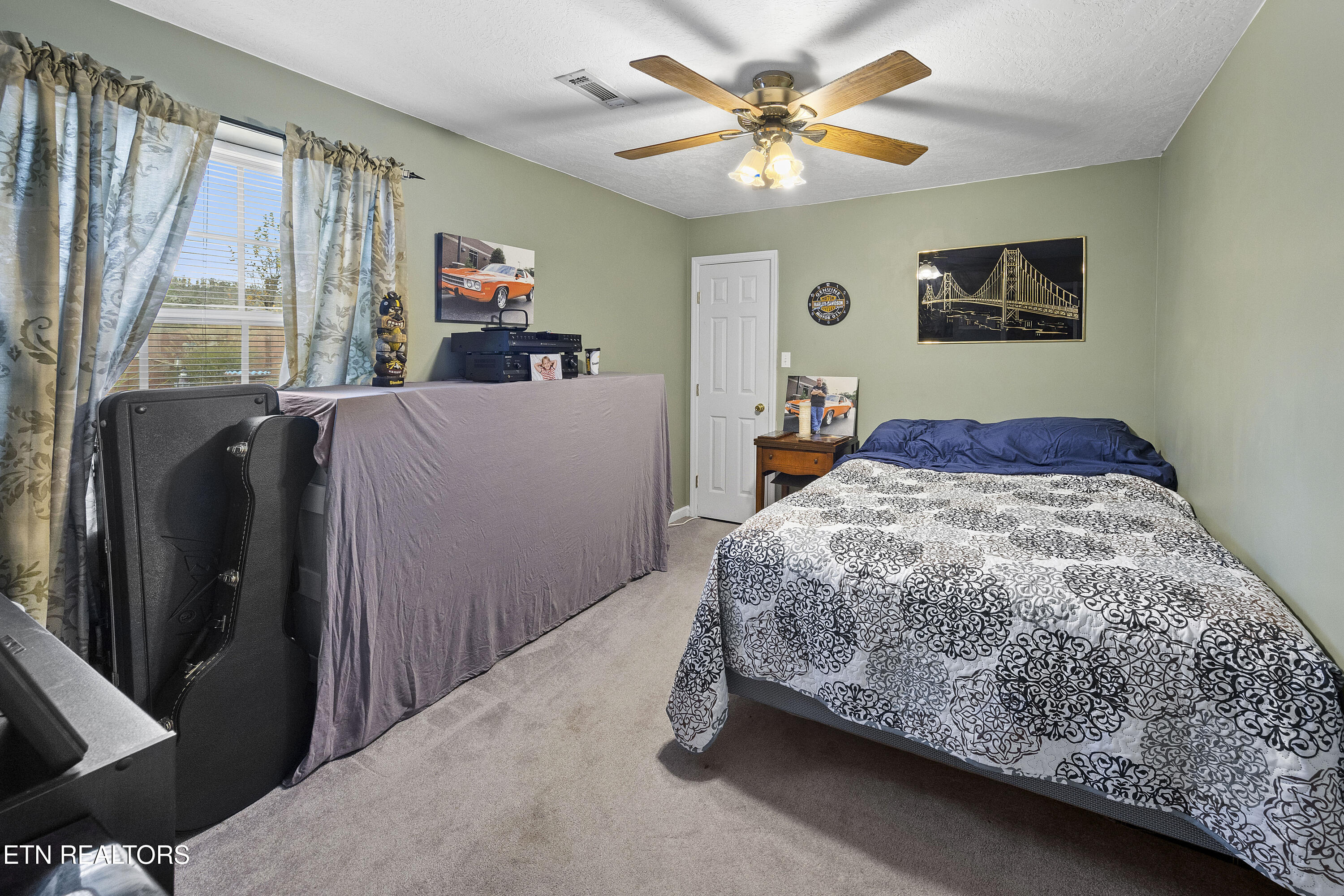 7591 Rising Brooks Lane Knoxville TN 37918