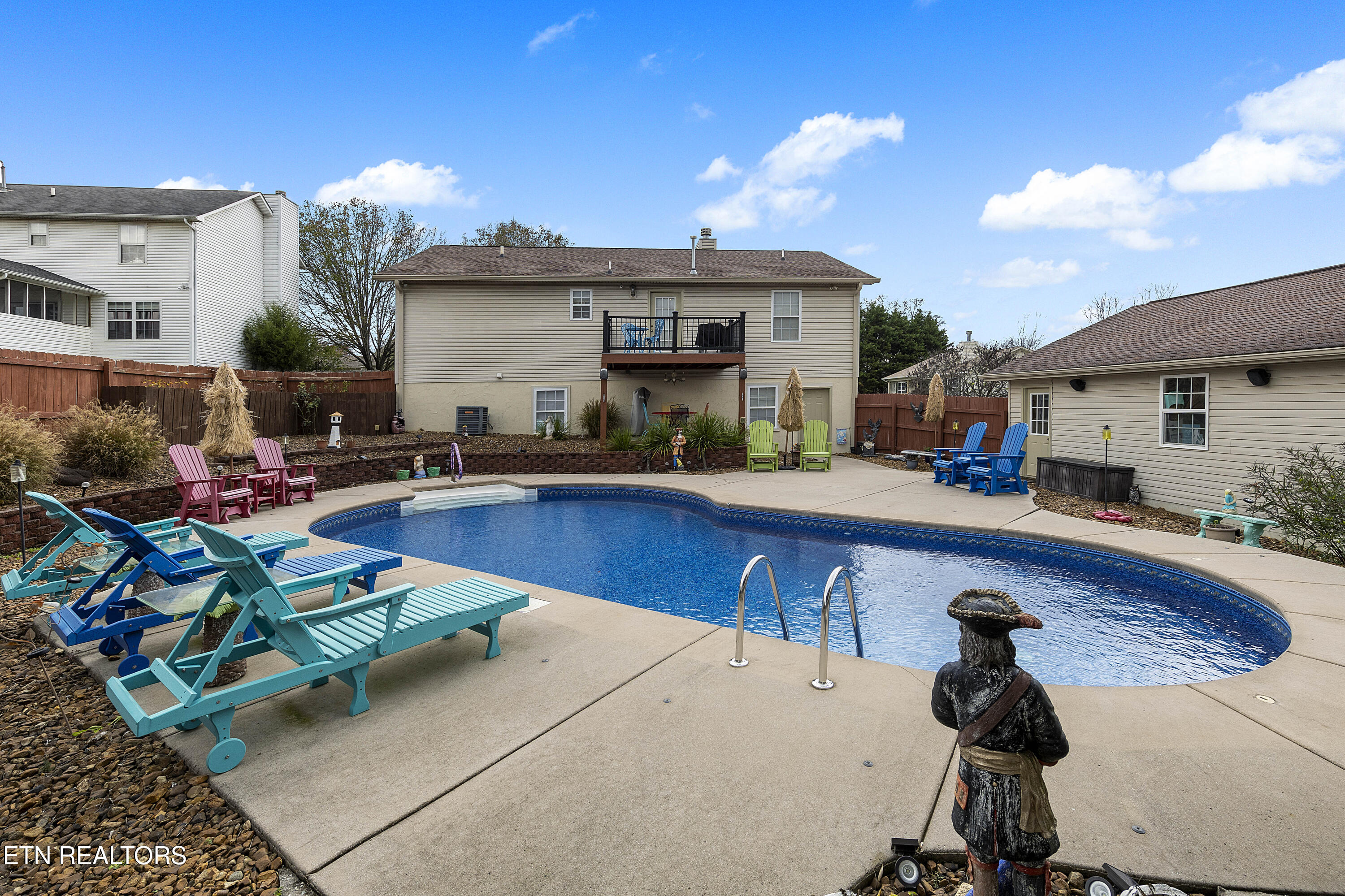 7591 Rising Brooks Lane Knoxville TN 37918