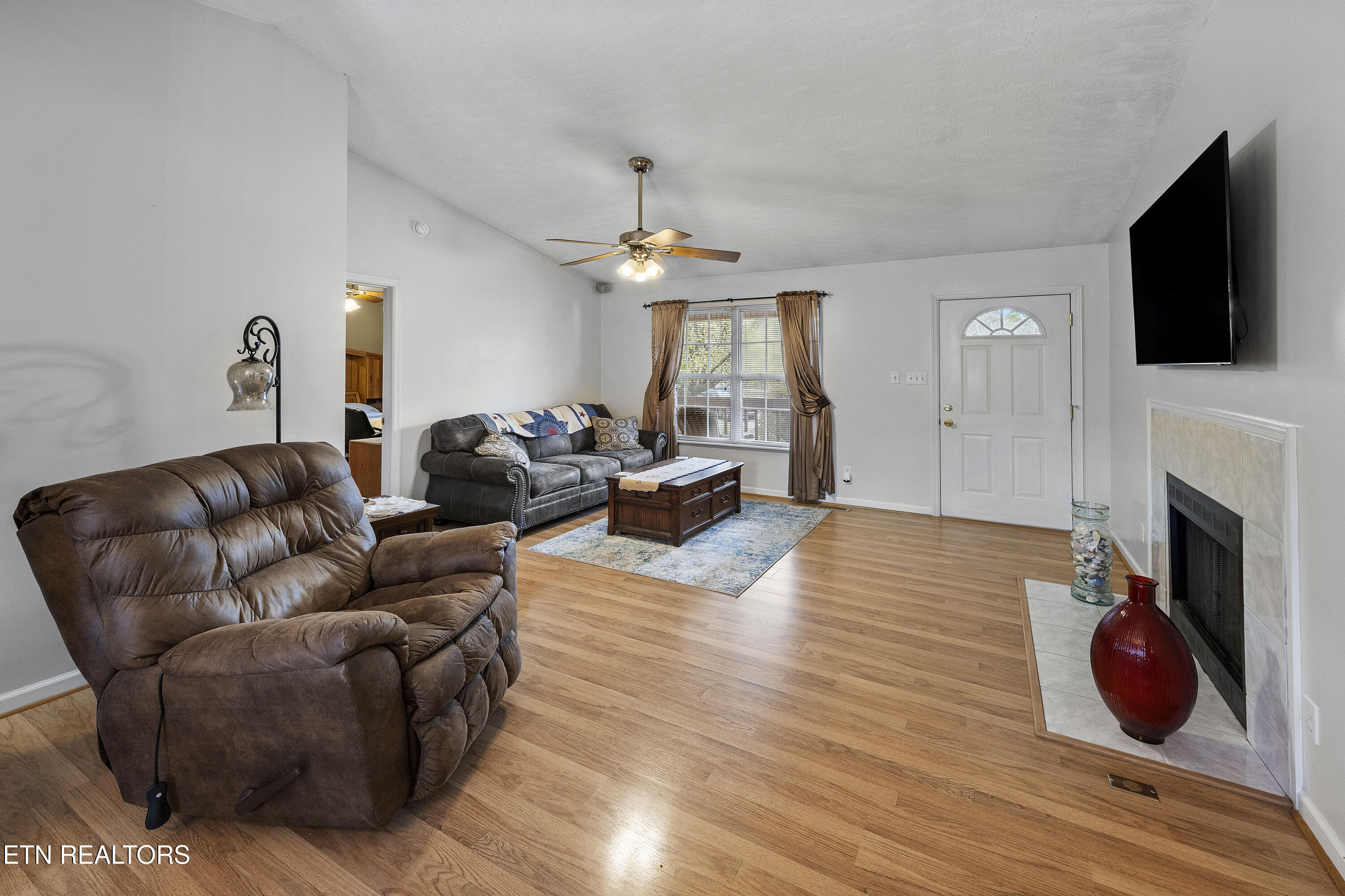 7591 Rising Brooks Lane Knoxville TN 37918