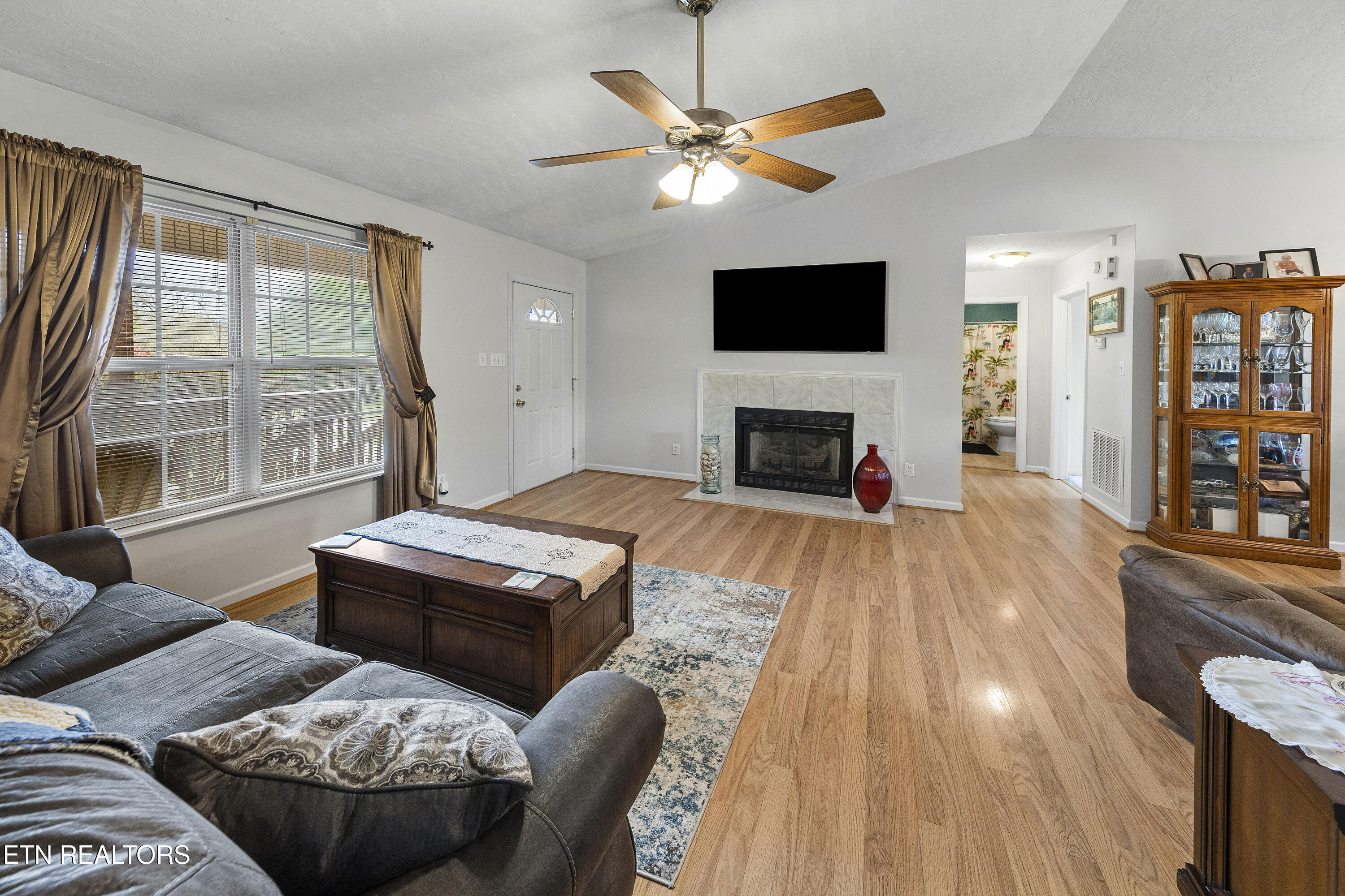 7591 Rising Brooks Lane Knoxville TN 37918