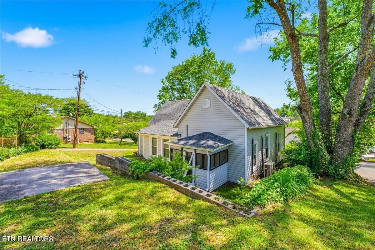 702 W Rhoten Street Jefferson City TN 37760