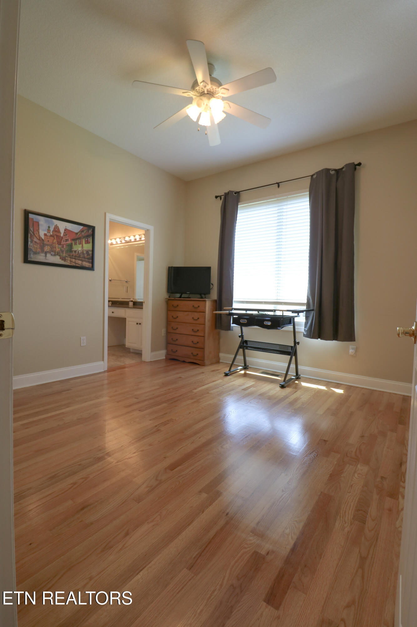 123 Double Tee Court Tazewell TN 37879