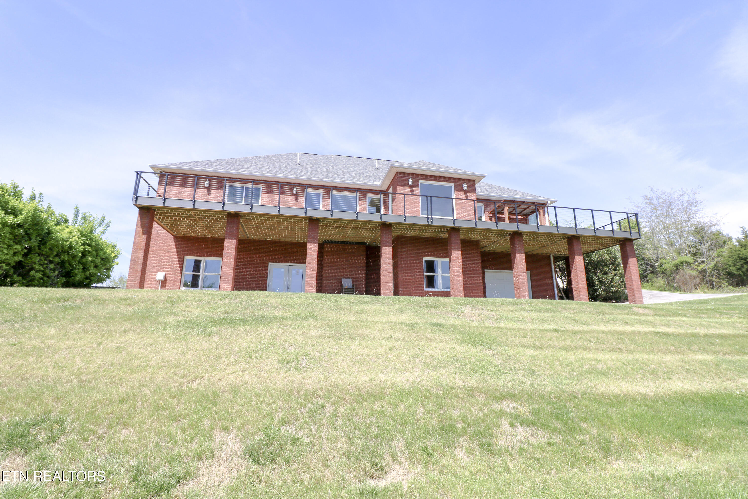 123 Double Tee Court Tazewell TN 37879